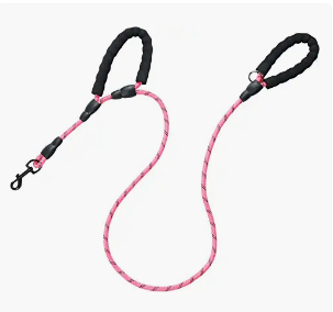 Dog leash with black handle and pink rope