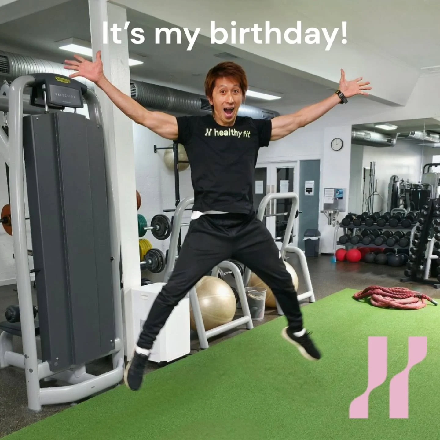 Jump for Joy!🎉

Happiest of Birthdays to you David
🥳❤️🎂🎉

#happybirthday #celebrate #melbournefitness #healthyfitaustralia #strengthtraining