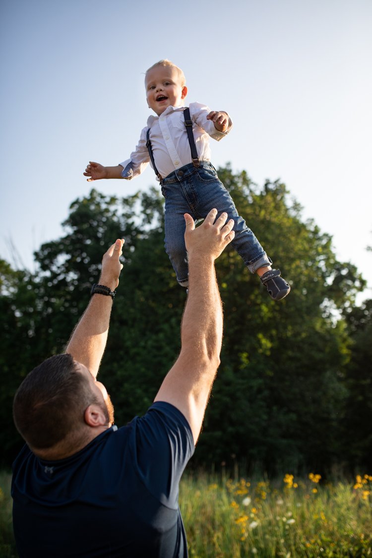 Grand-Rapids-Family-Photographer-11.jpeg