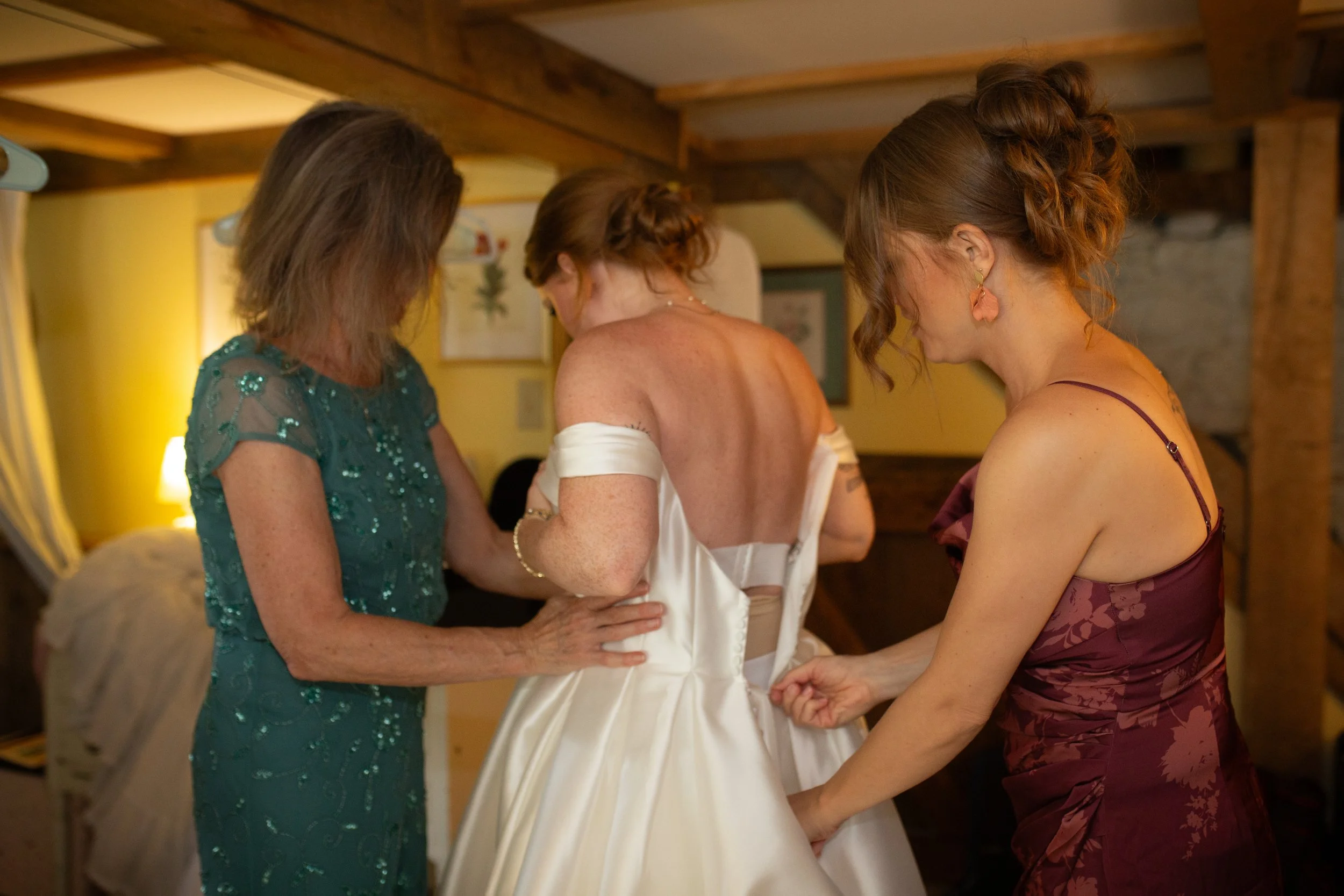 Traverse-City-Wedding-Photographer-16.jpg