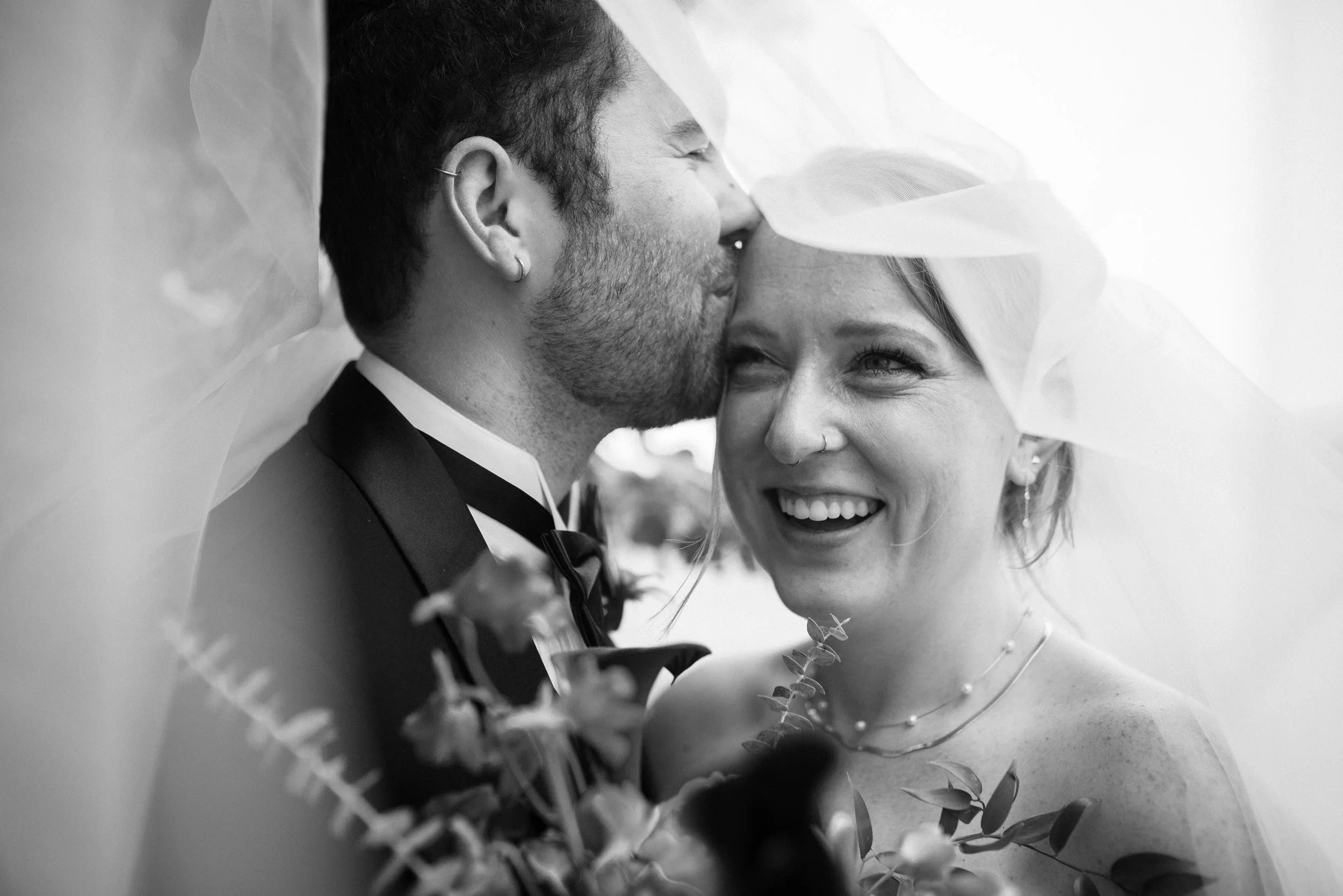 Traverse-City-Wedding-Photographer-40.jpg