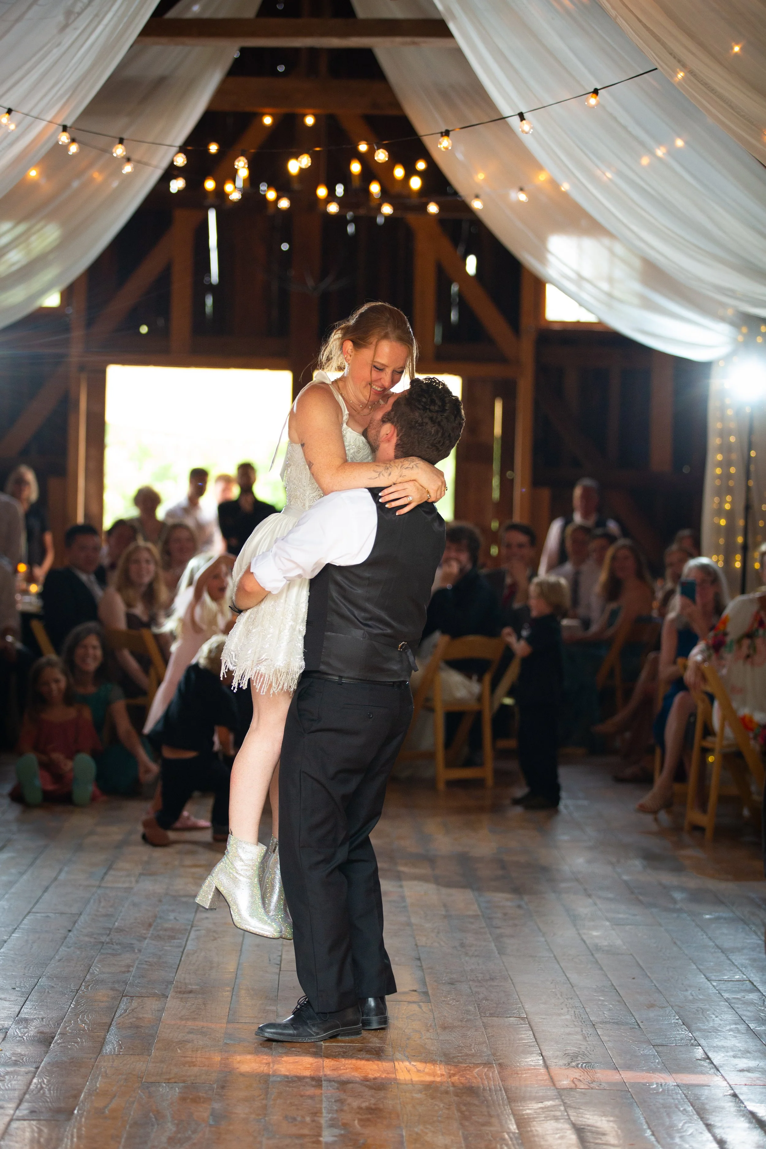 Traverse-City-Wedding-Photographer-112.jpg