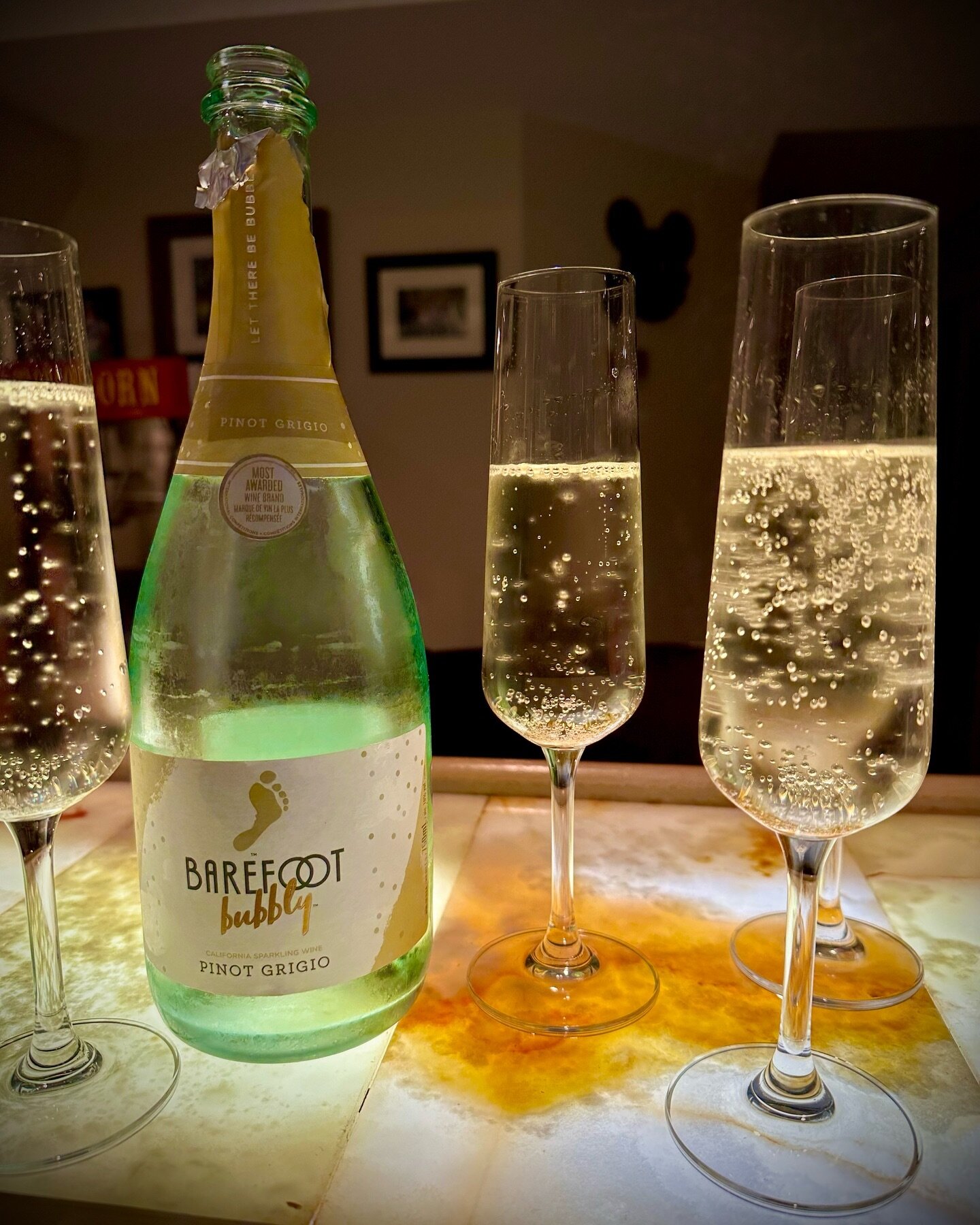 It&rsquo;s almost time!

#happynewyear #newyearseve #champagne #barefoootwine