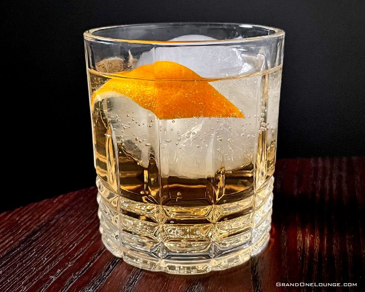 Sobrii 0-Tequila Orange Ginger cocktail. By Mike Belobradic.