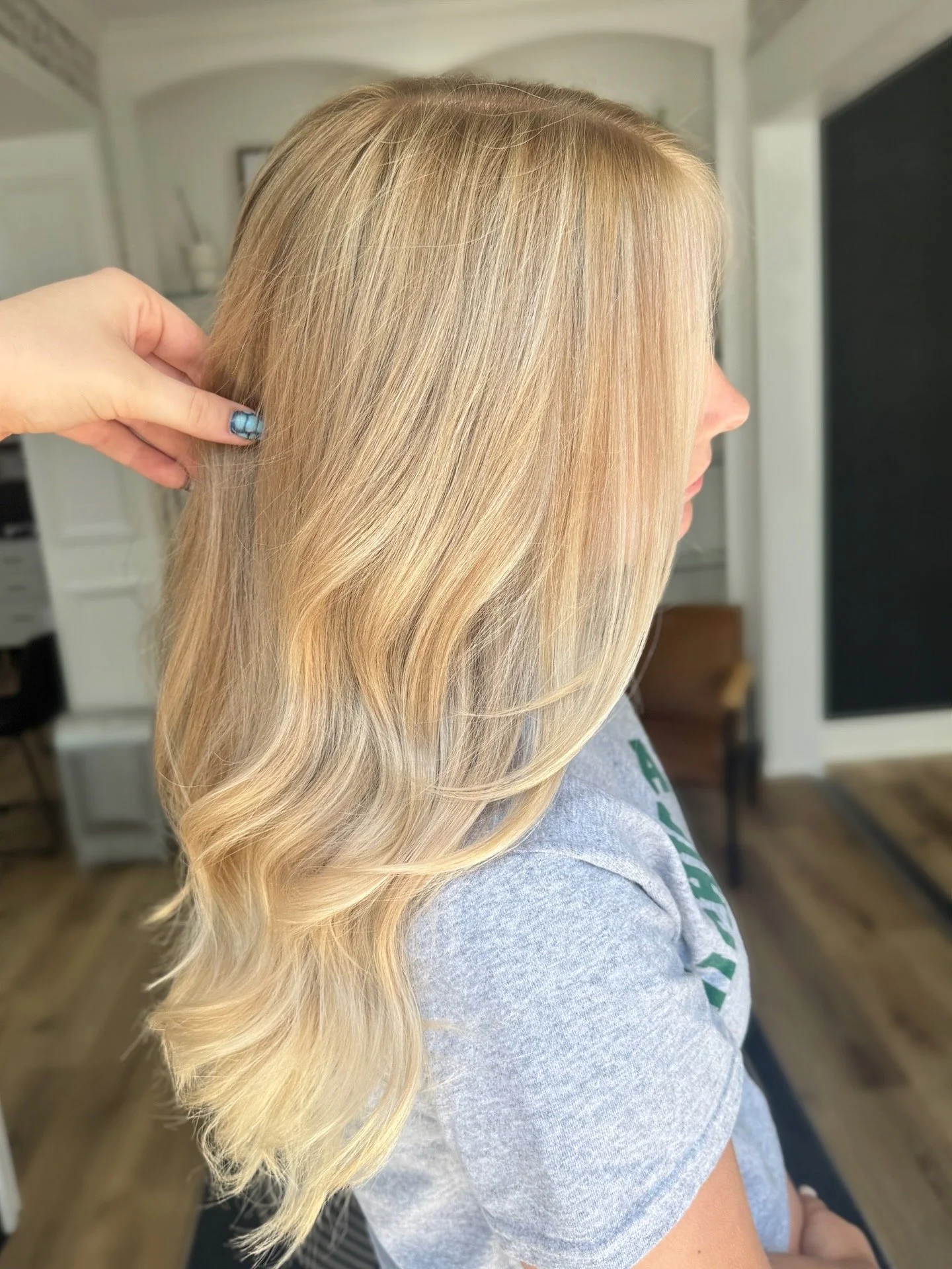 blonding by kaydence 