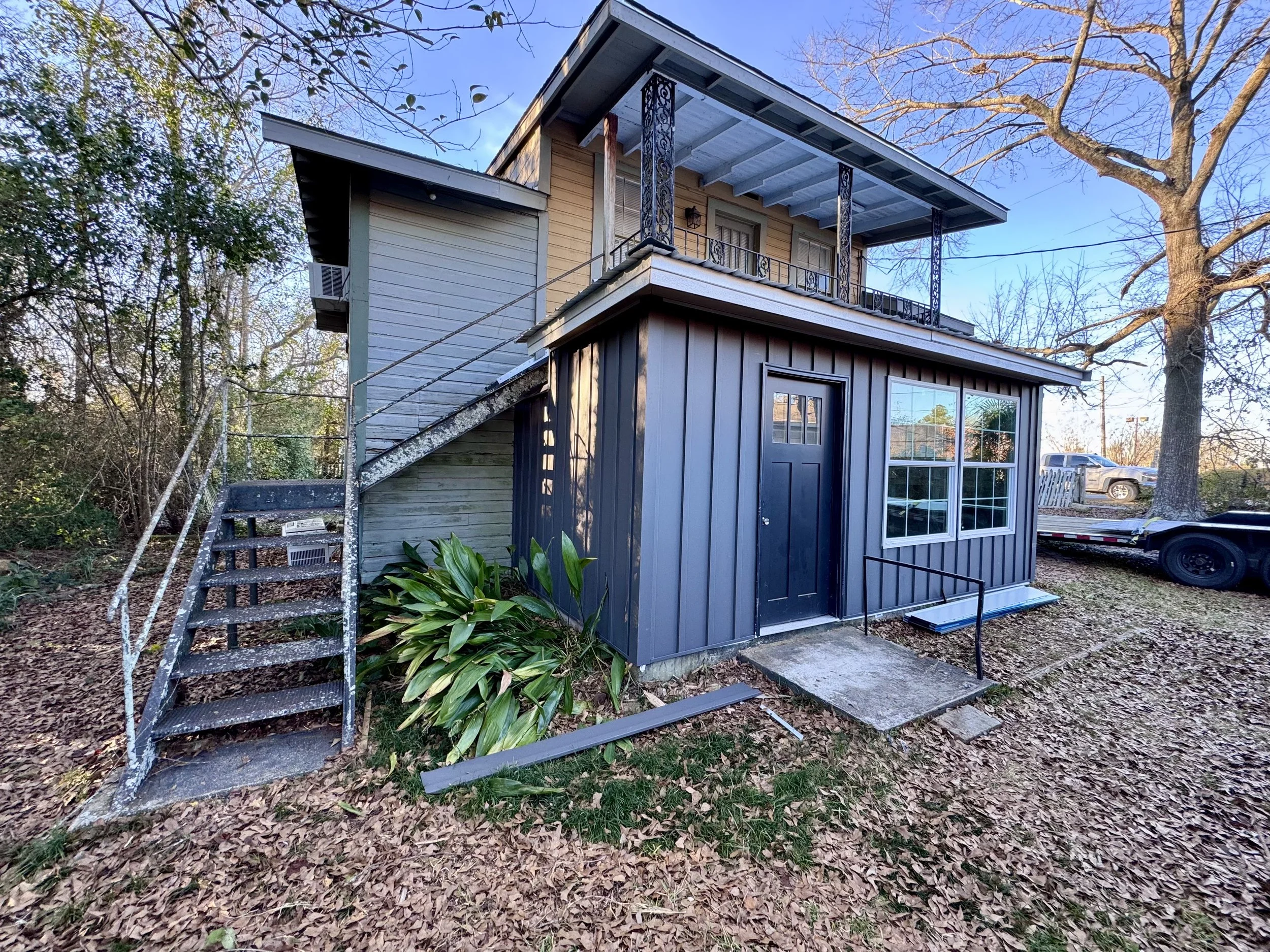 Charcoal Gray Board & Batten - Scooter Yates