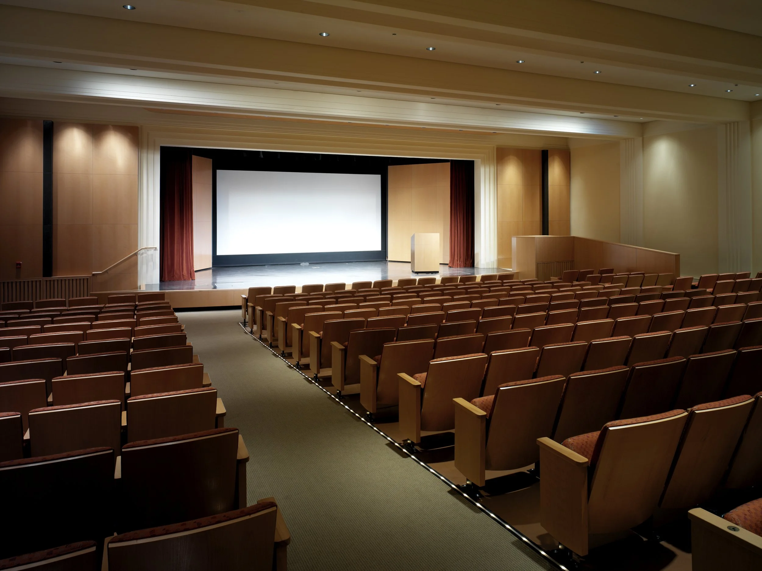 AUDITORIUM 002_Don_Ventre.jpg
