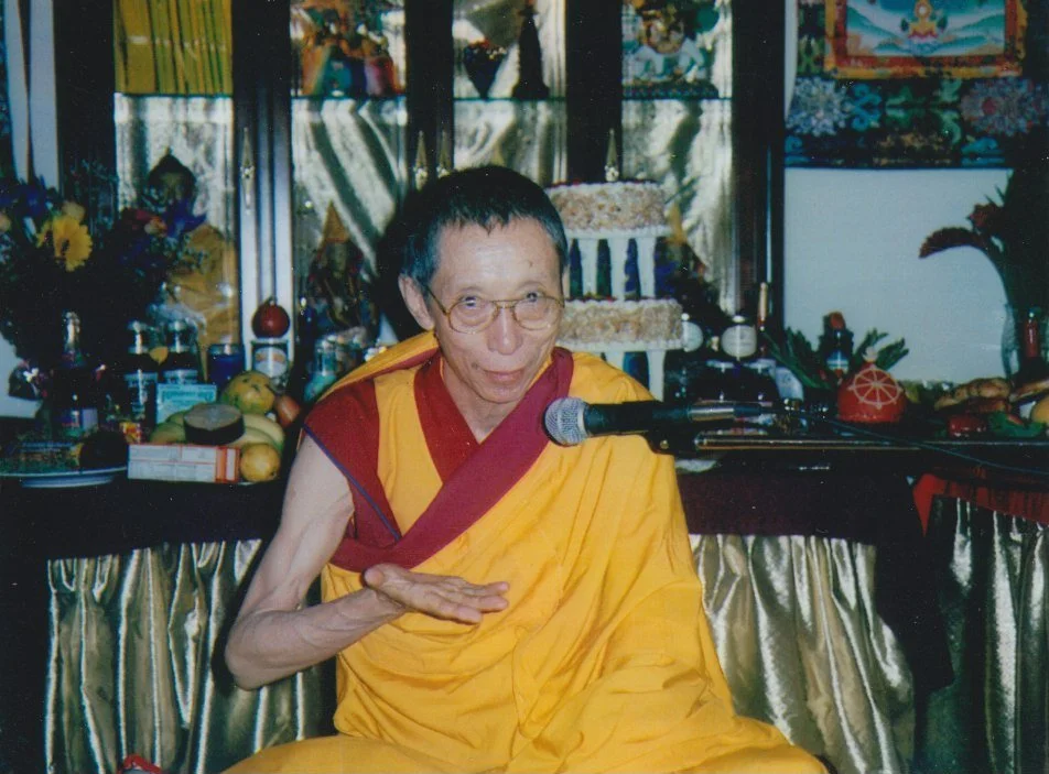 Venerable Geshe Kelsang Gyatso Teaching in Texas, circa 1997