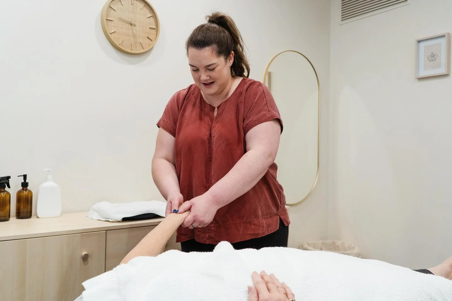 October is quickly coming to an end and Christmas decorations are well and truly on the shelves! 

Online bookings for December are open, with details about opening days, times, and holidays coming soon! 
We suggest planning ahead this year, Jess and