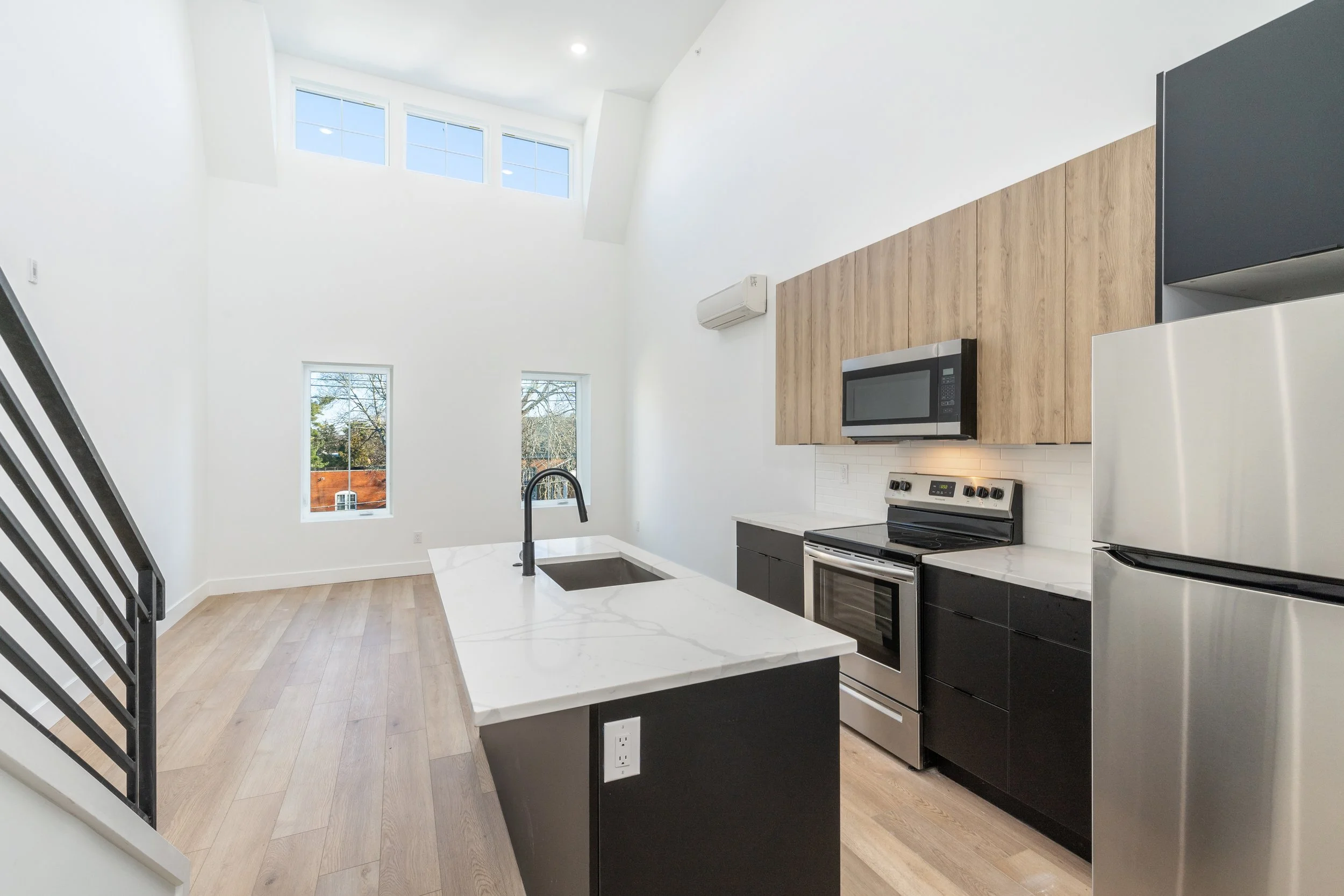 4214 POWELTON AVE UNIT 4 PHOTOGRAPHY â¸ WEFILMPHILLY-31.JPG