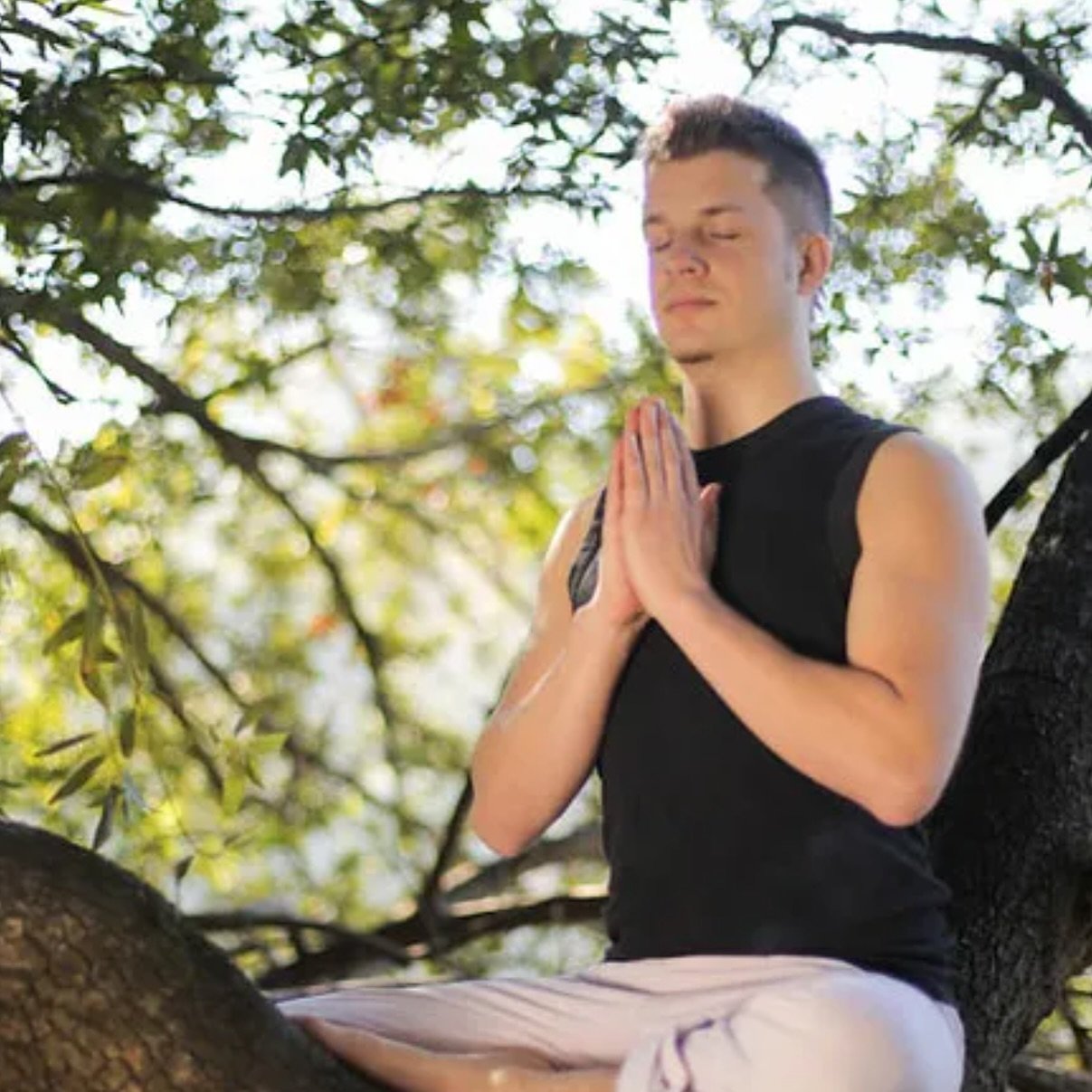 Join @zachbeachlove as he launches his new weekly, donation-based Dharma Talk and Meditation class, starting this Monday, April 15th. 📿🪬

Talks will include wisdom teachings, poetry and stories as we explore the spiritualities of yoga, Buddhism, Ve