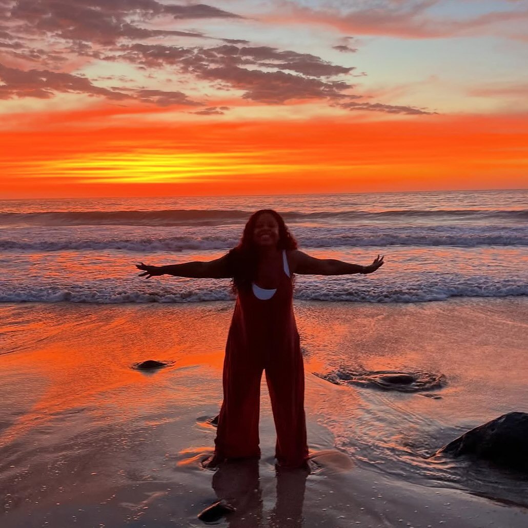 💫 REMINDER for tomorrow&rsquo;s Summer Solstice Kundalini! 💫 

Early tomorrow morning, join Shirley (Siri Pritam) for Aquarian Sadhana to honor the start of the Summer Season. 

Aquarian Sadhana, beloved to Kundalini yogis, occurs during the ambros