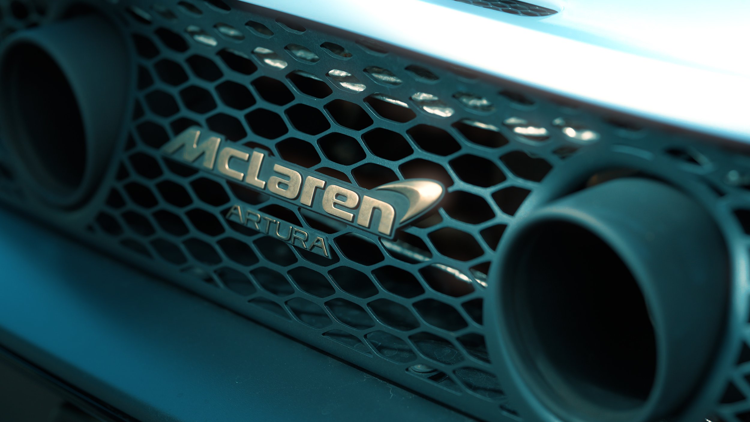 McLaren.00_01_02_19.Still011.jpg