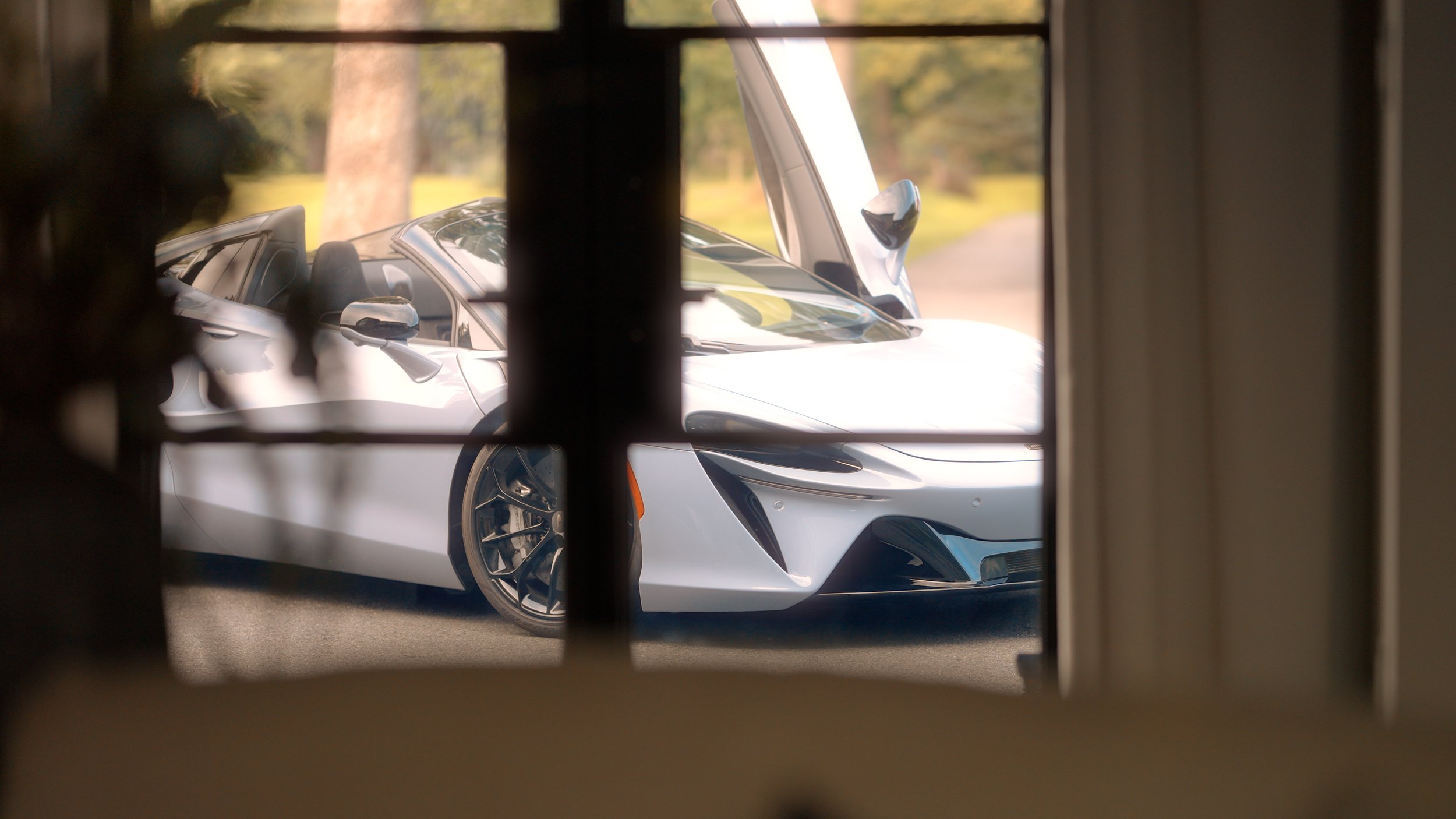 McLaren.00_00_55_12.Still010.jpg