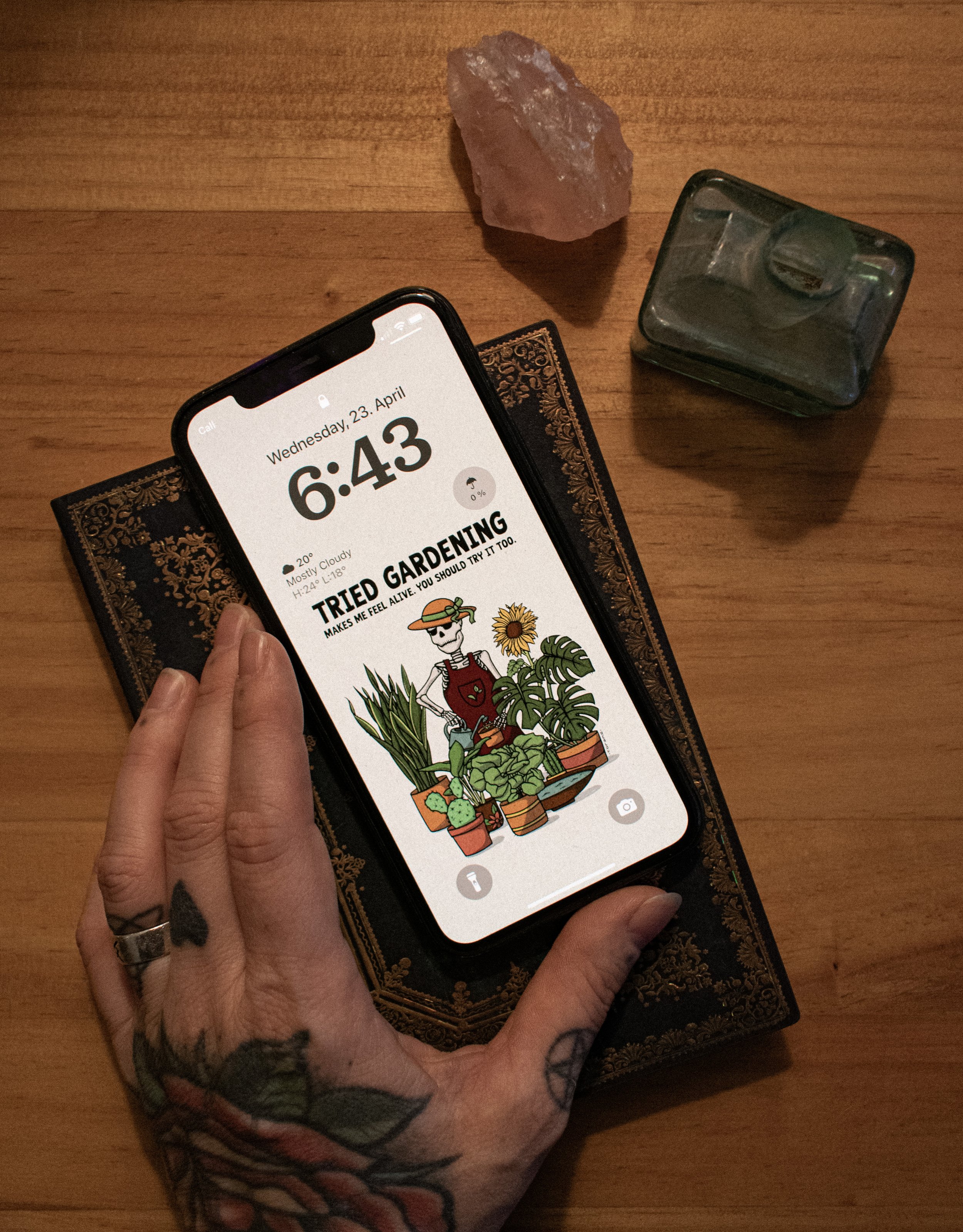 Gardening Skelly | Phone Wallpaper