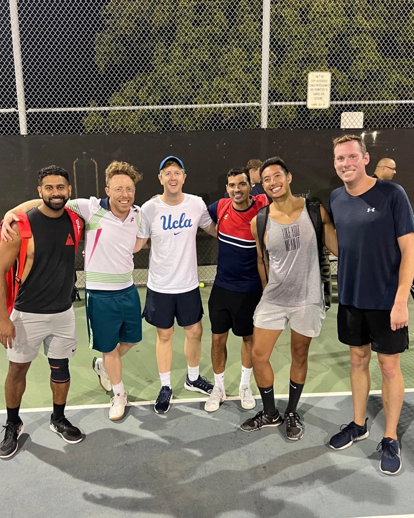 Gay Tennis champs 🏆 No Strings Attached Spring 2022 @vgltennislosangeles 🌈 

#proud #vgltennis #vgl #varsitygayleague #gaytennis #tennis #mygaylife