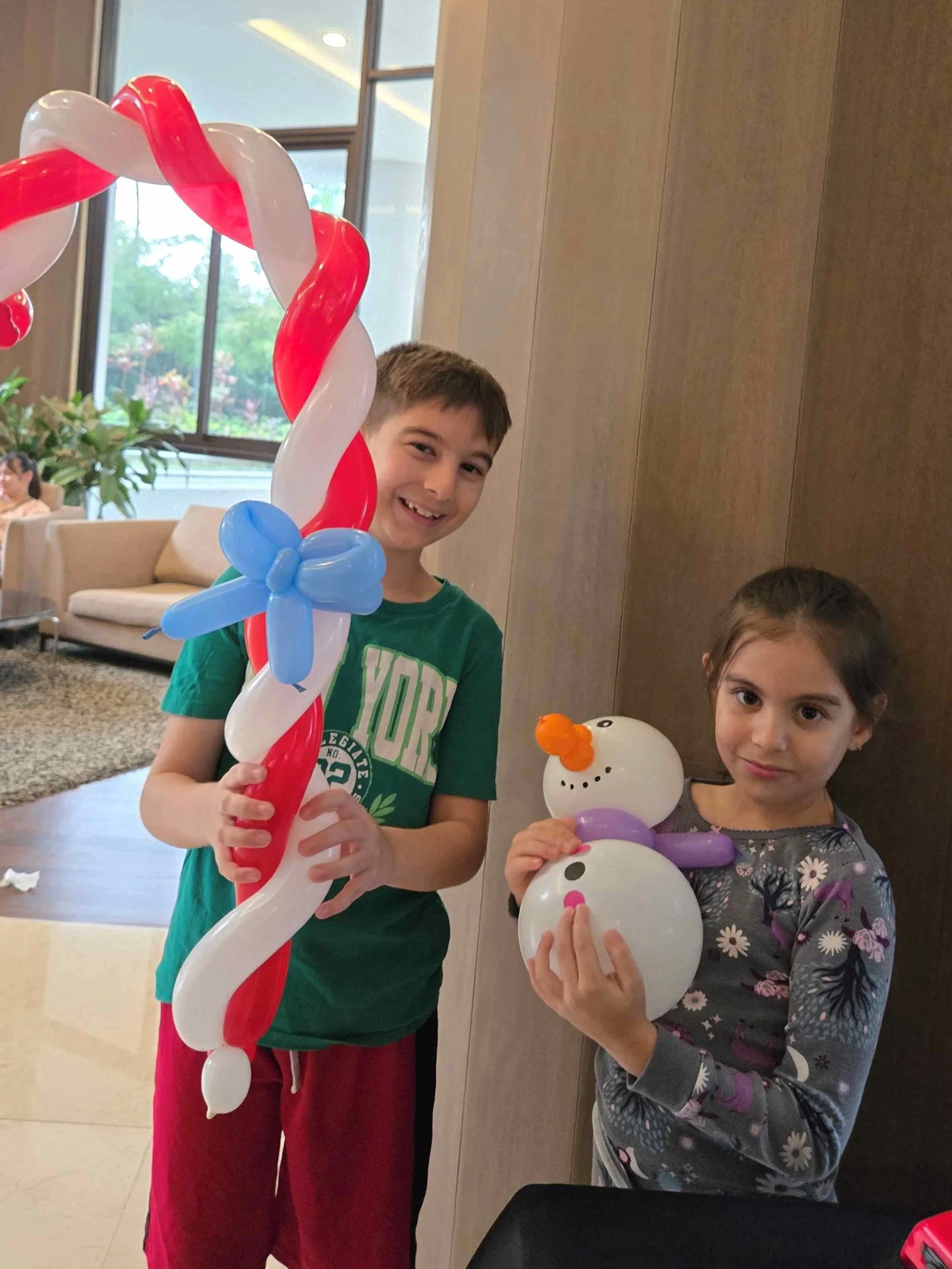 Passion Soul_Balloon Sculpting_Christmas_Condo Christmas Party_The Sovereign