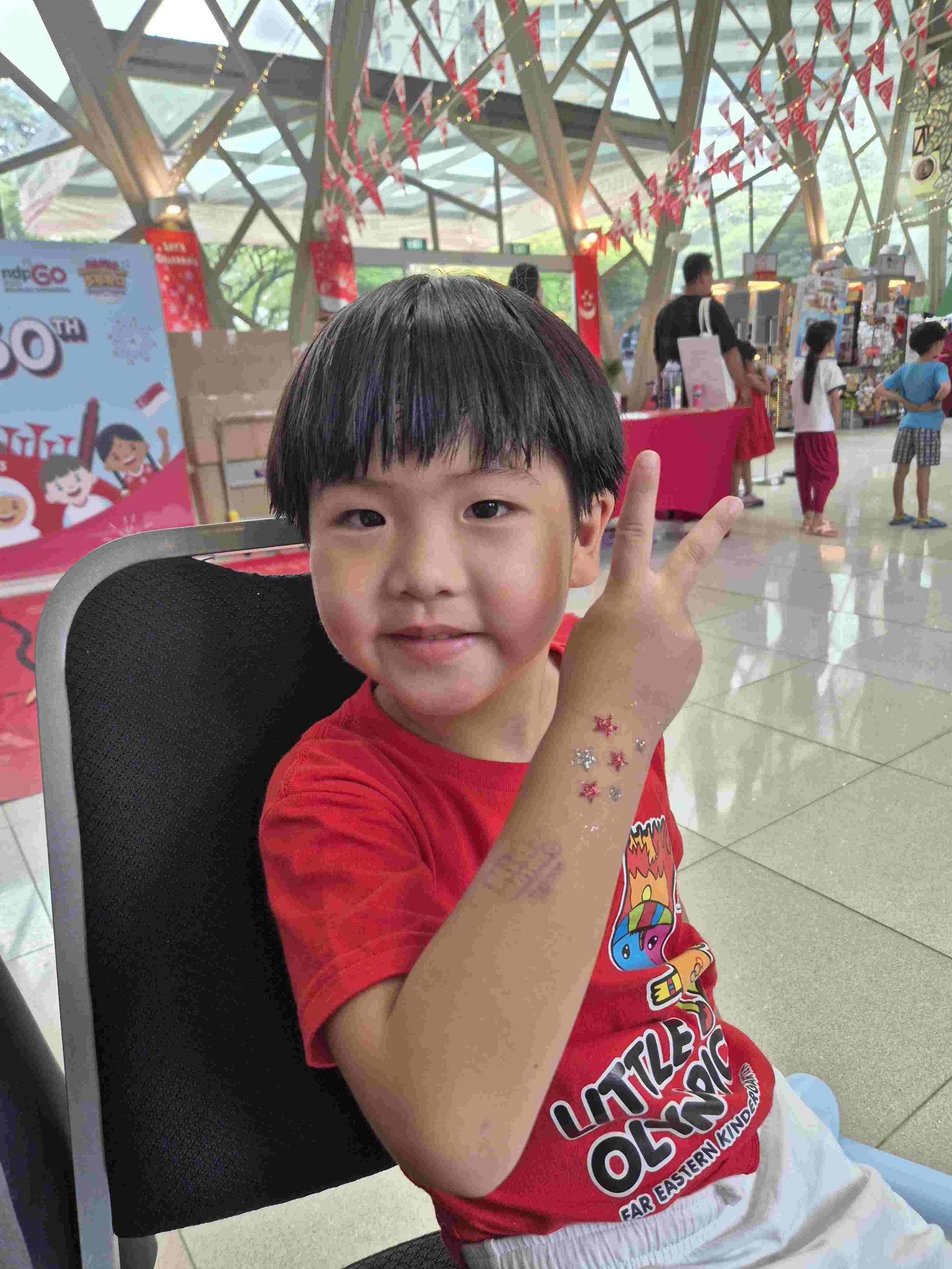 Passion Soul_National Day_SG60_Glitter Tattoo_SAFRA_SAFRA Jurong_Stars