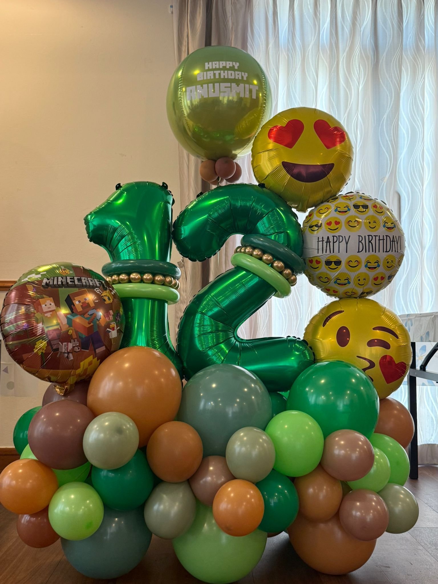 Passion Soul_Decorations_Balloon Decoration_Balloon Marquee_Minecraft_Emoji