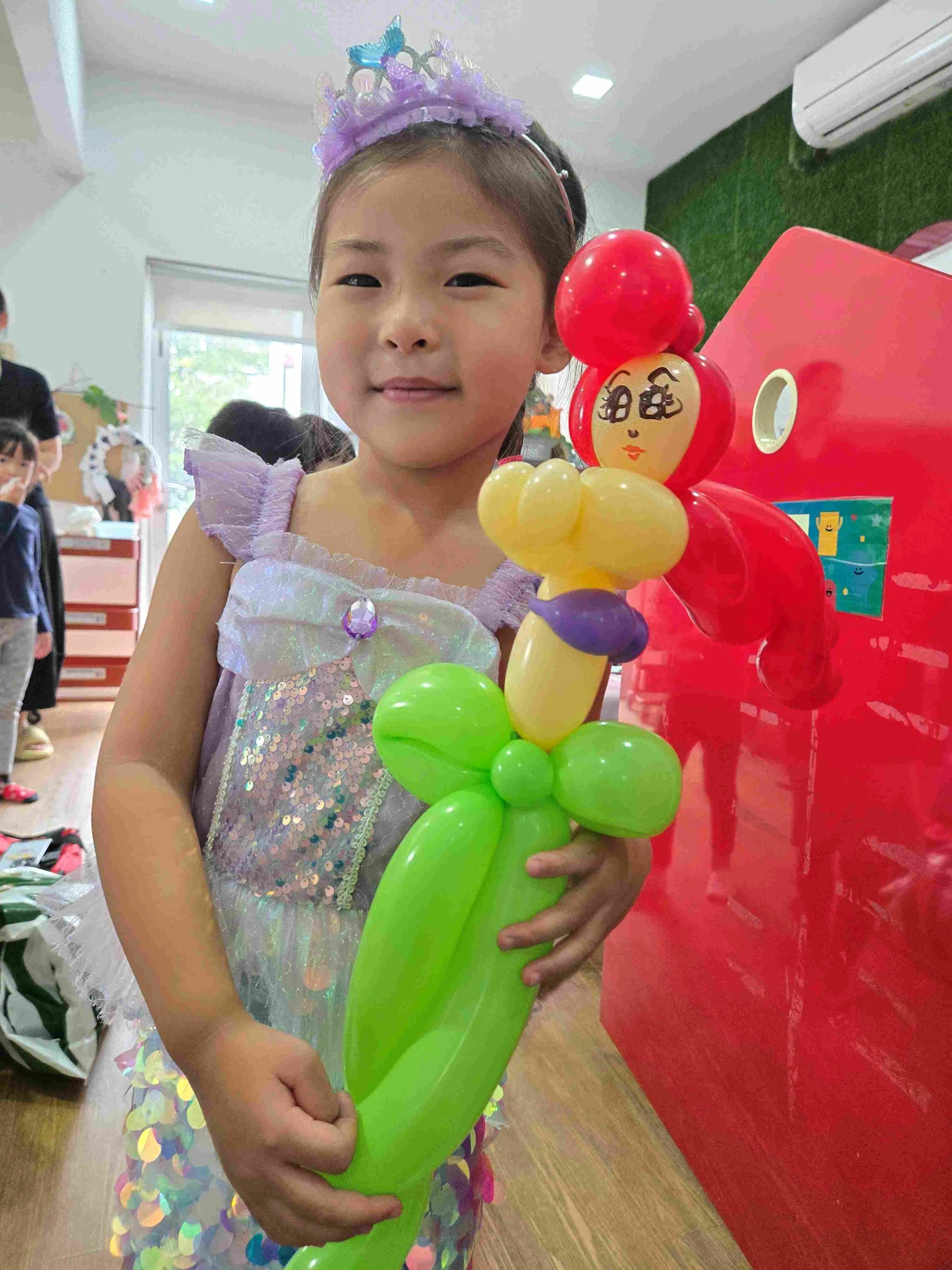 Passion Soul_Balloon Sculpting_Birthday Party_Kids Party_Preschool_Kindergarten_Mermaid_Little Mermaid_Ariel