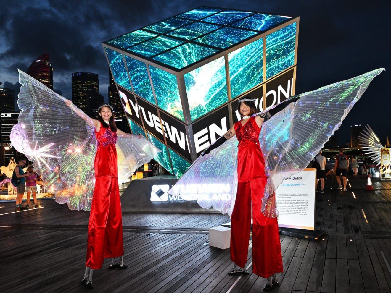 Red Fairy Stilt Walker_with LED
