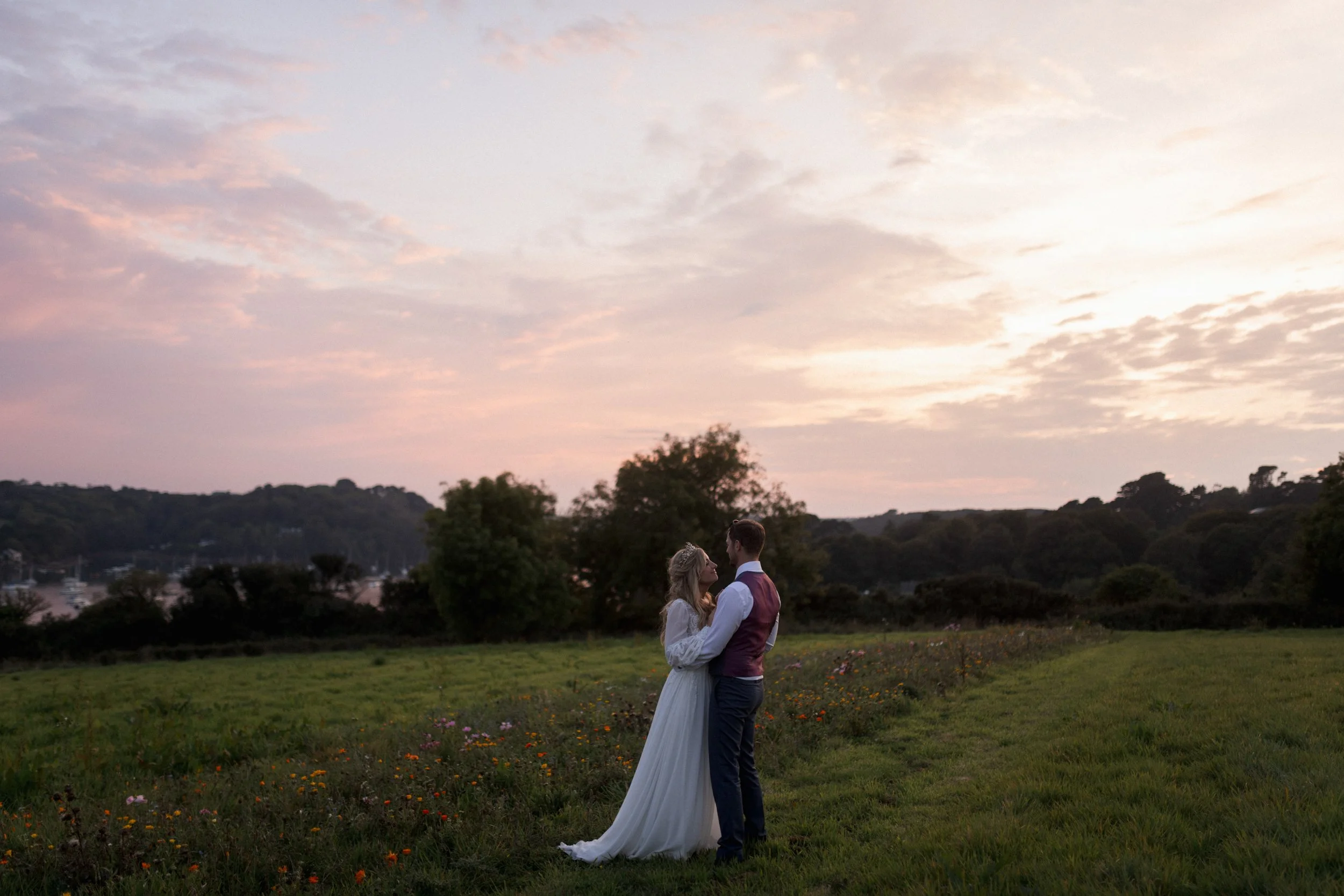 Stylish and luxury wedding photography in cornwall-334.jpg