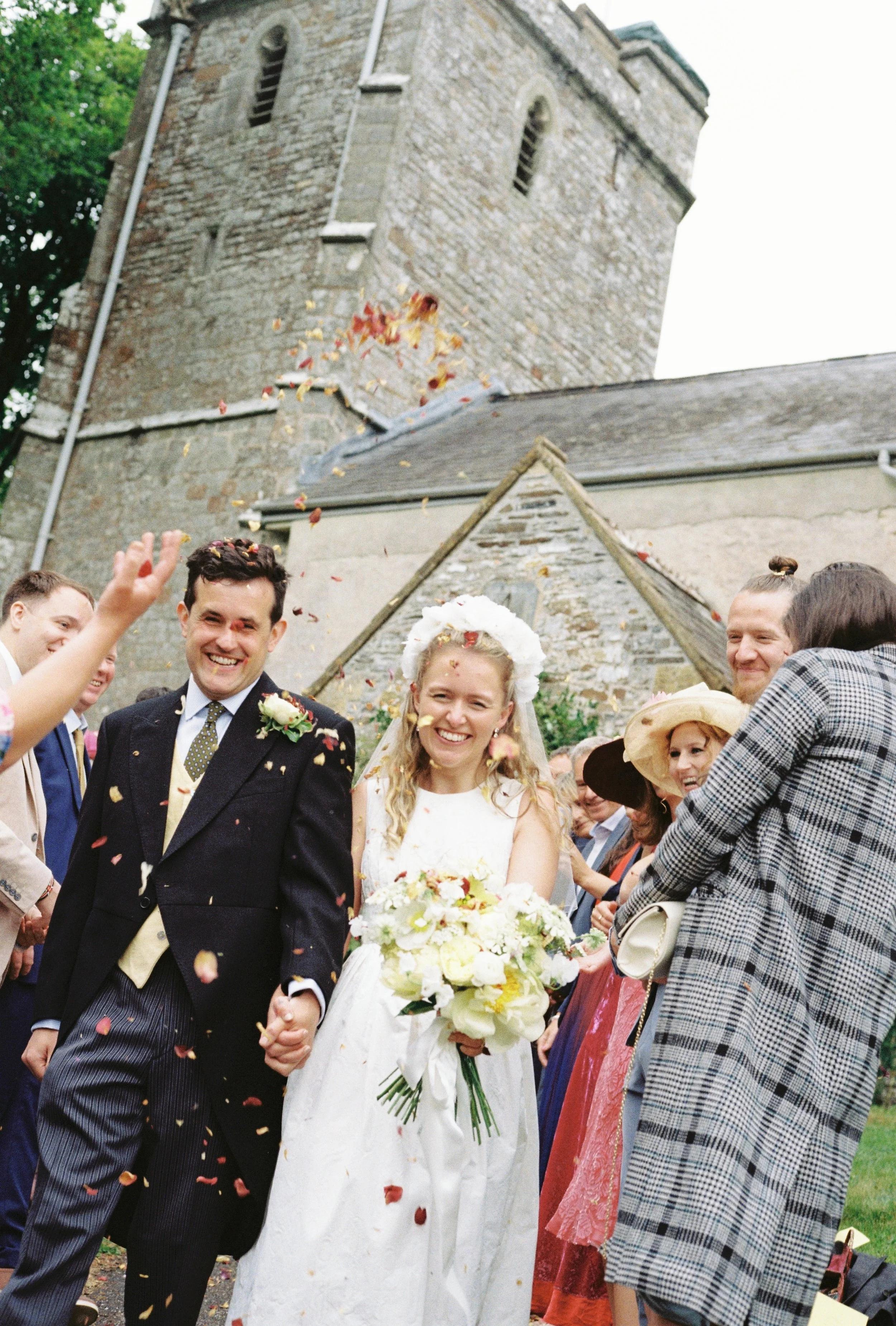 Lyra & Moth - Lucy & Ross - ananlogue-11.jpg