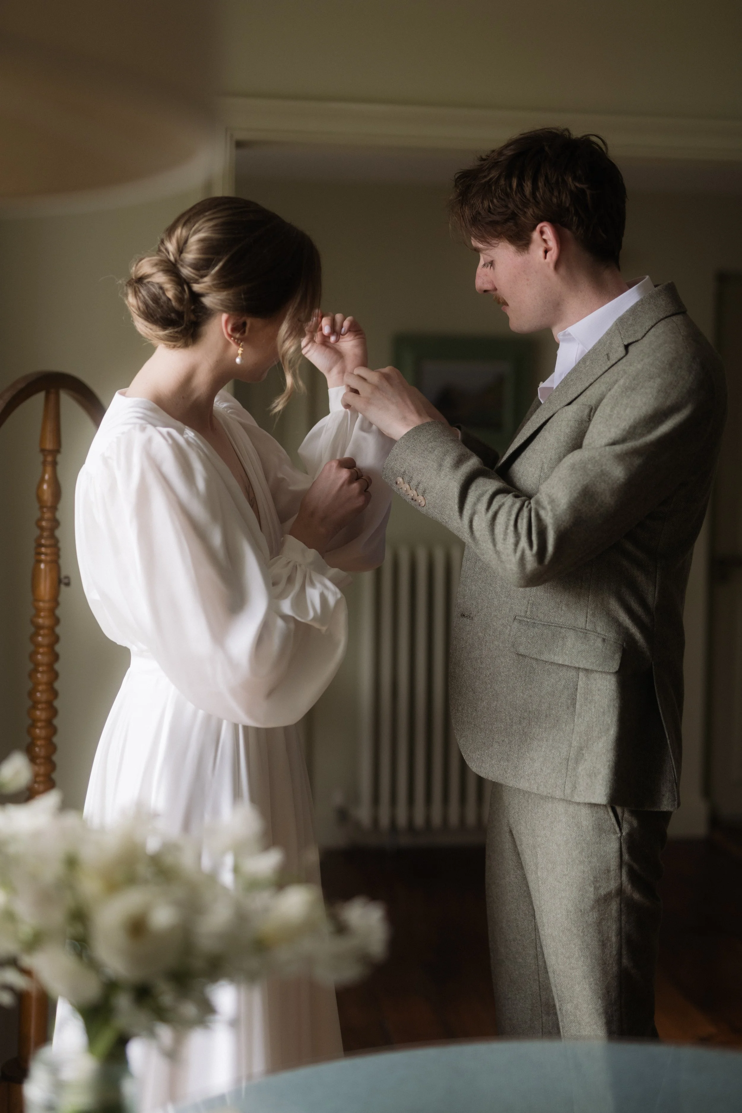 dreamy editorial and natural cornwall elopement and small wedding photographer specialising in film in st mawes