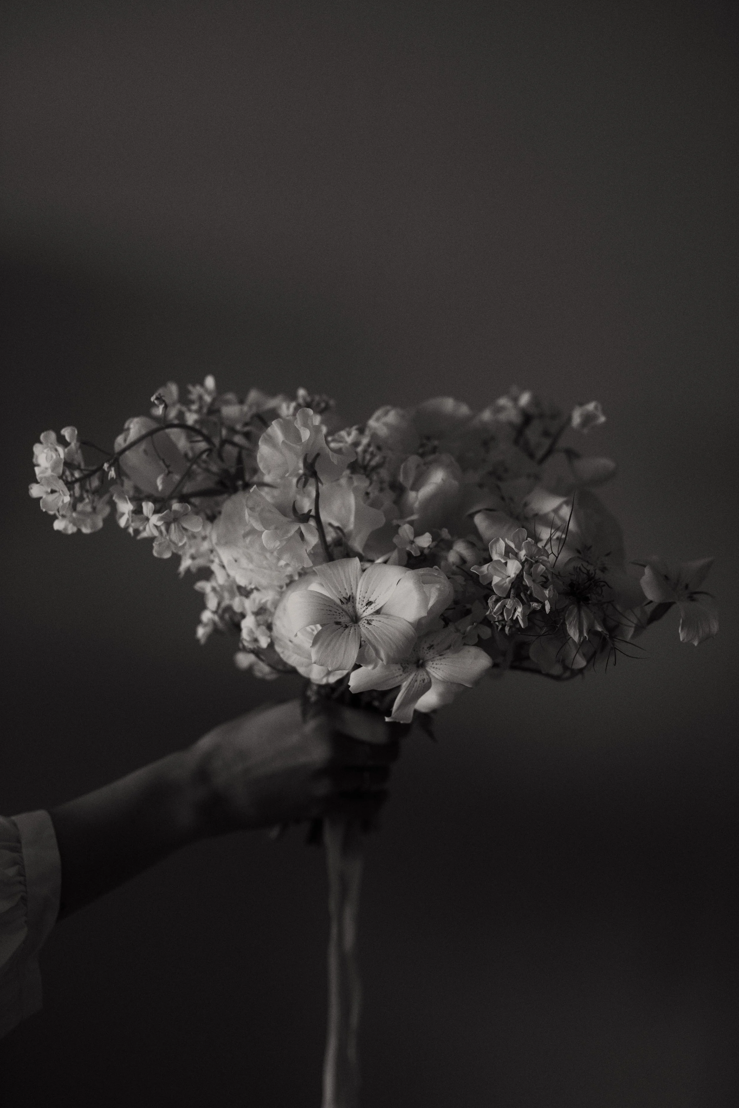 stylish and artful elopement photography at hotel tresanton