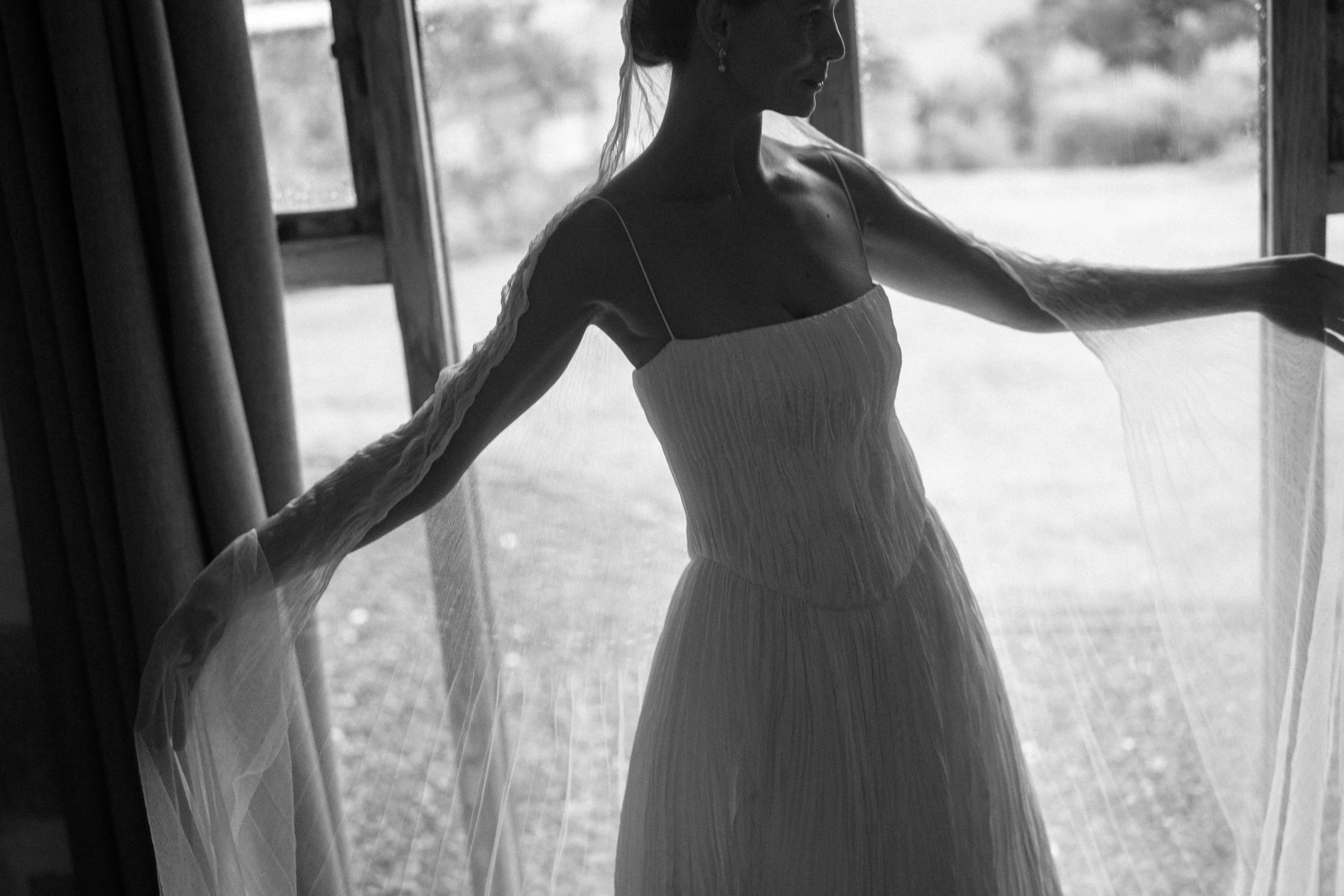 photojournalism style artful wedding photographer in the southwest