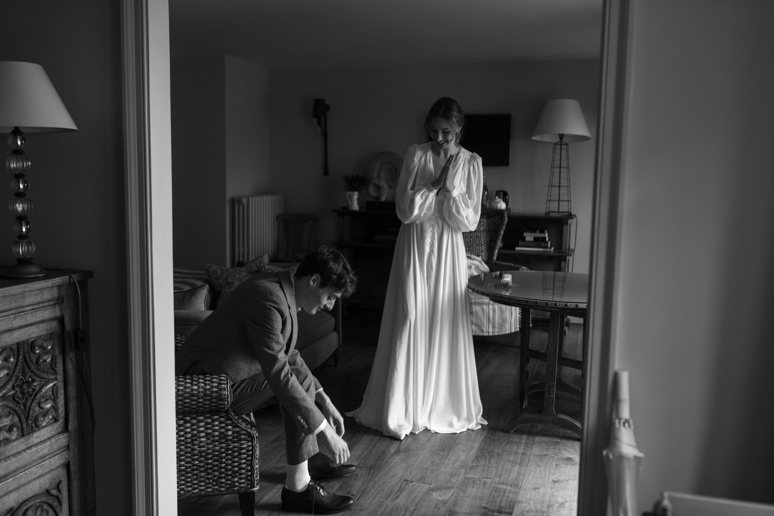 reportage photojournalism style photography for an elopement in cornwall