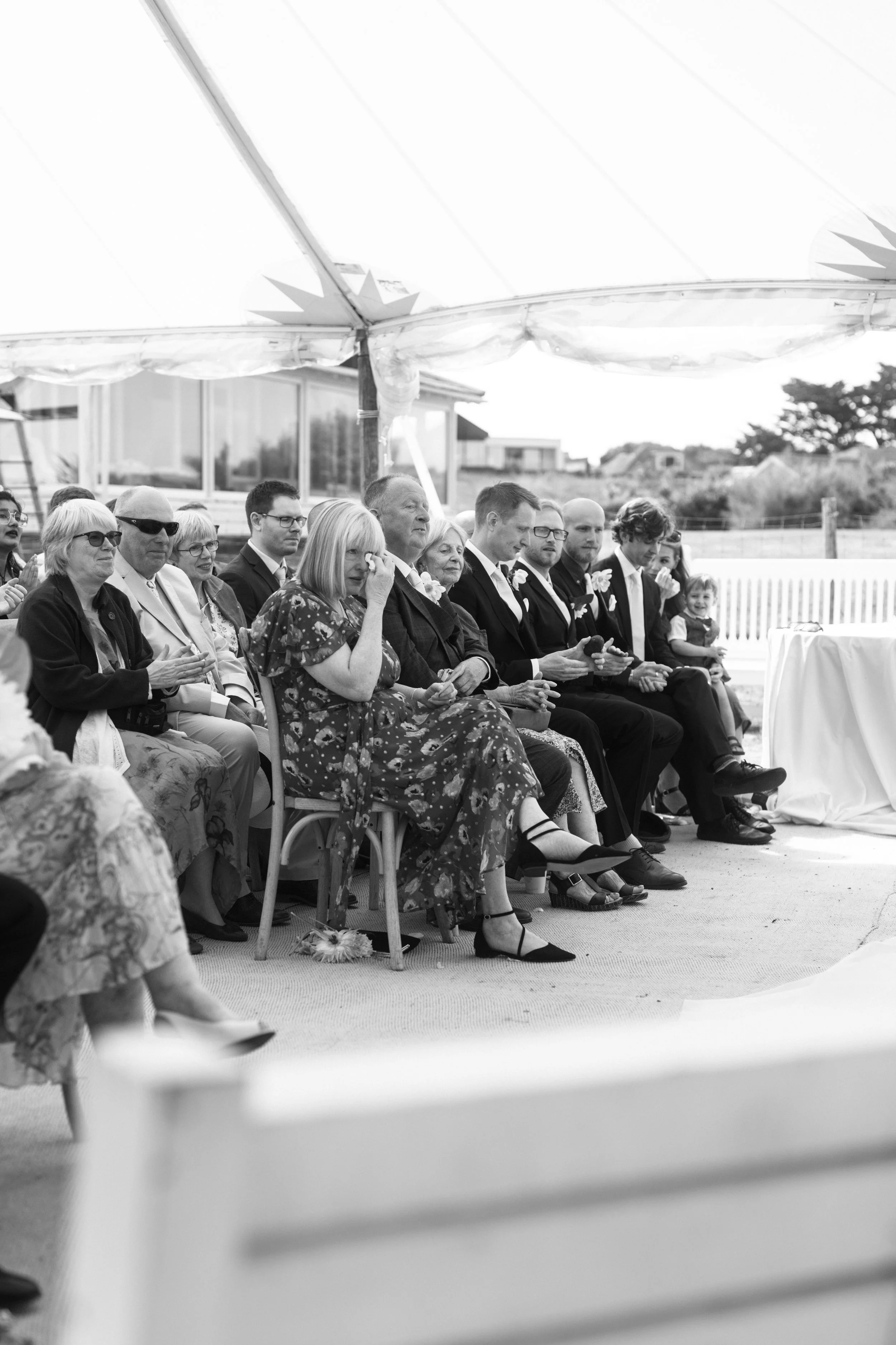 candid and relaxed wedding photography