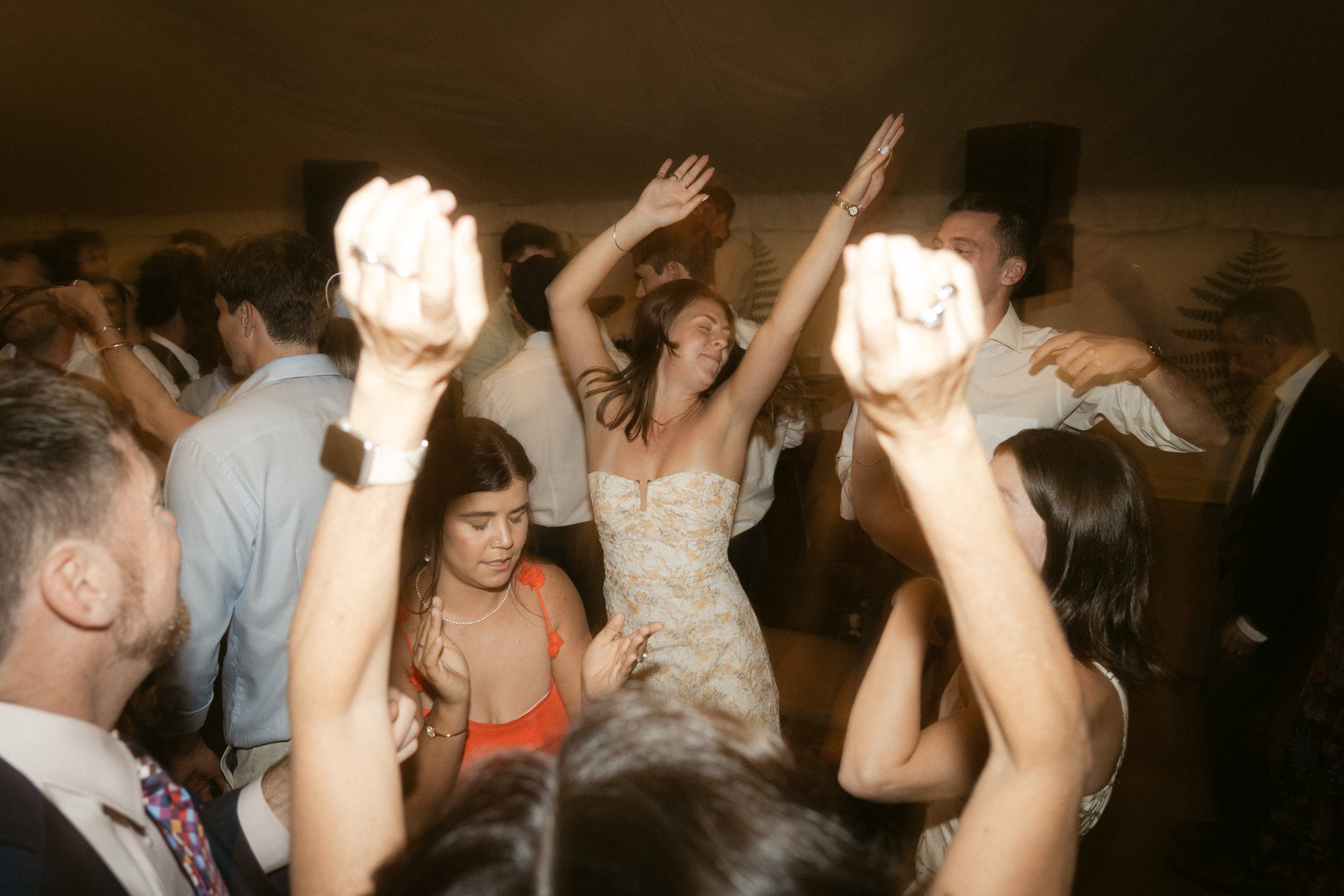rapturous party moments at a marquee wedding in cornwall