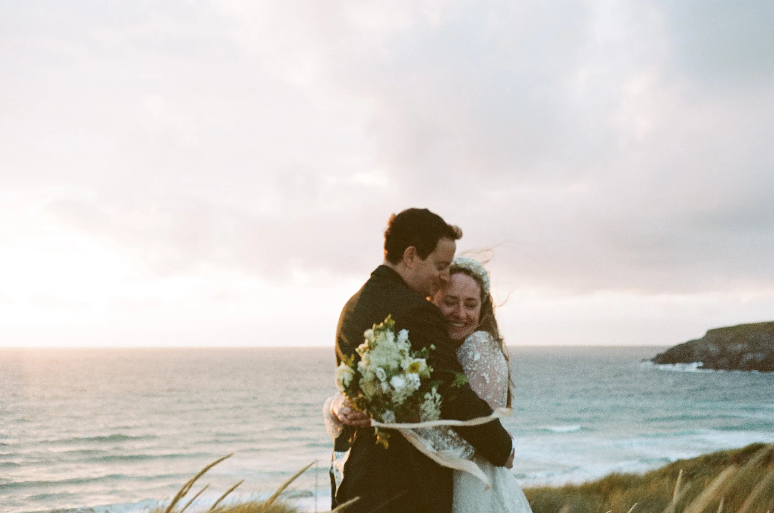 romantic and fun wedding photography in cornwall and devon caught on film by the sea