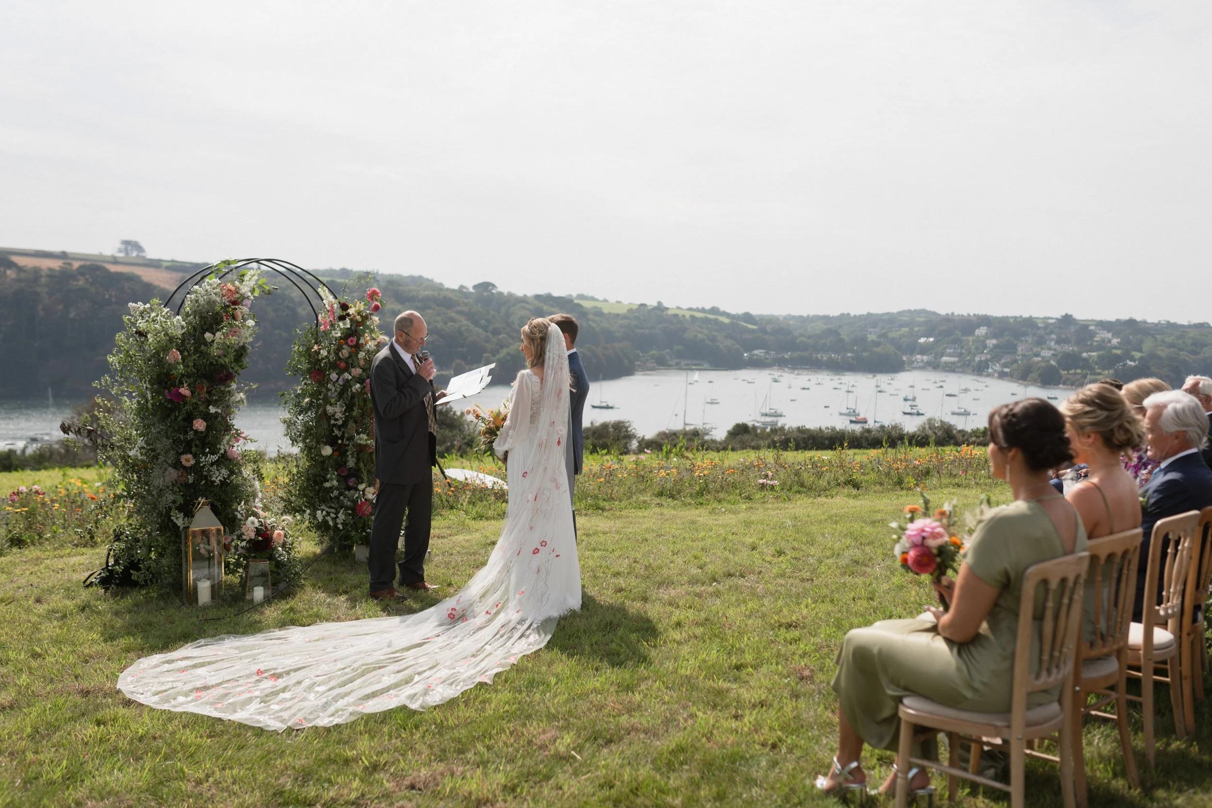 Stylish and luxury wedding photography in cornwall-82.jpg
