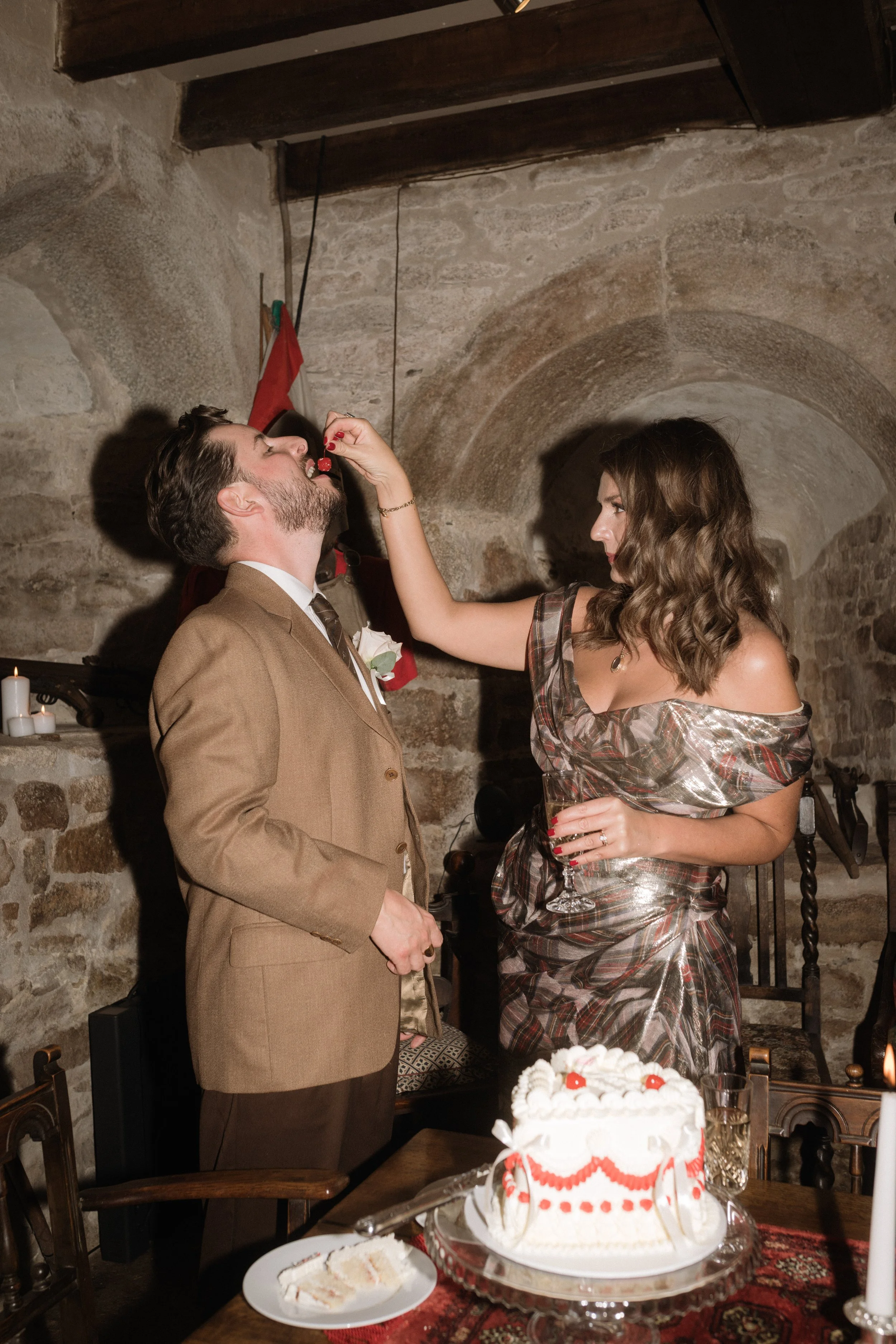 stylish wedding with vivienne westwood wedding dress at pengersick castle in cornwall with editorial documentary style
