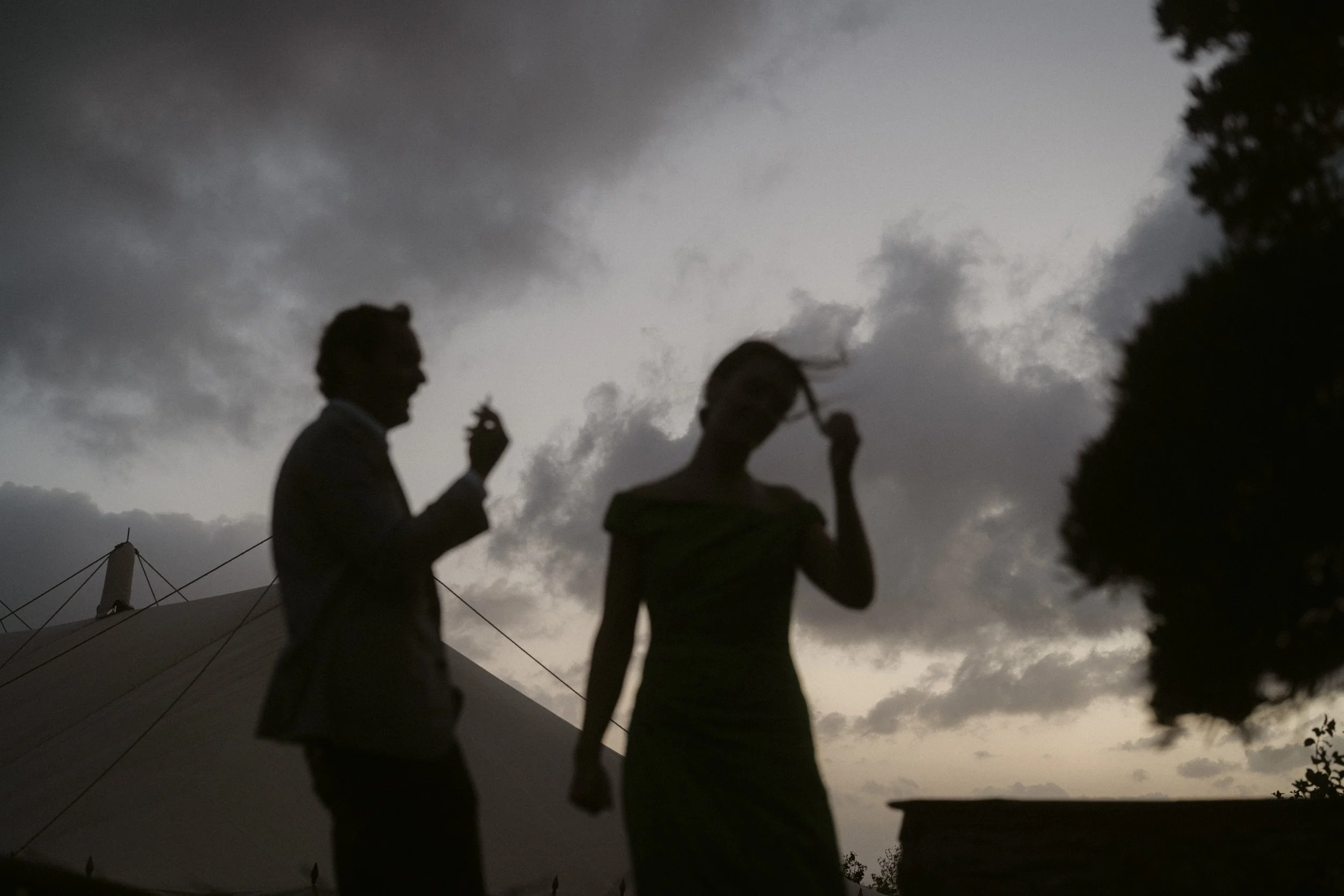 creative and unique photojournalism wedding photography