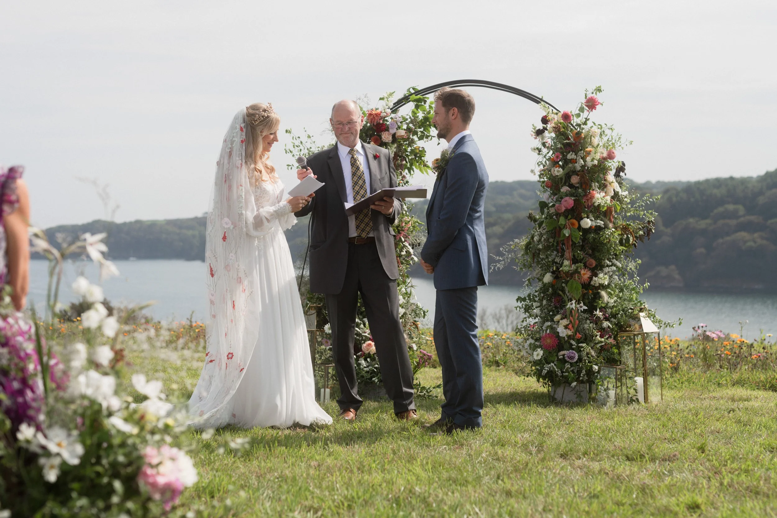 Stylish and luxury wedding photography in cornwall-94.jpg