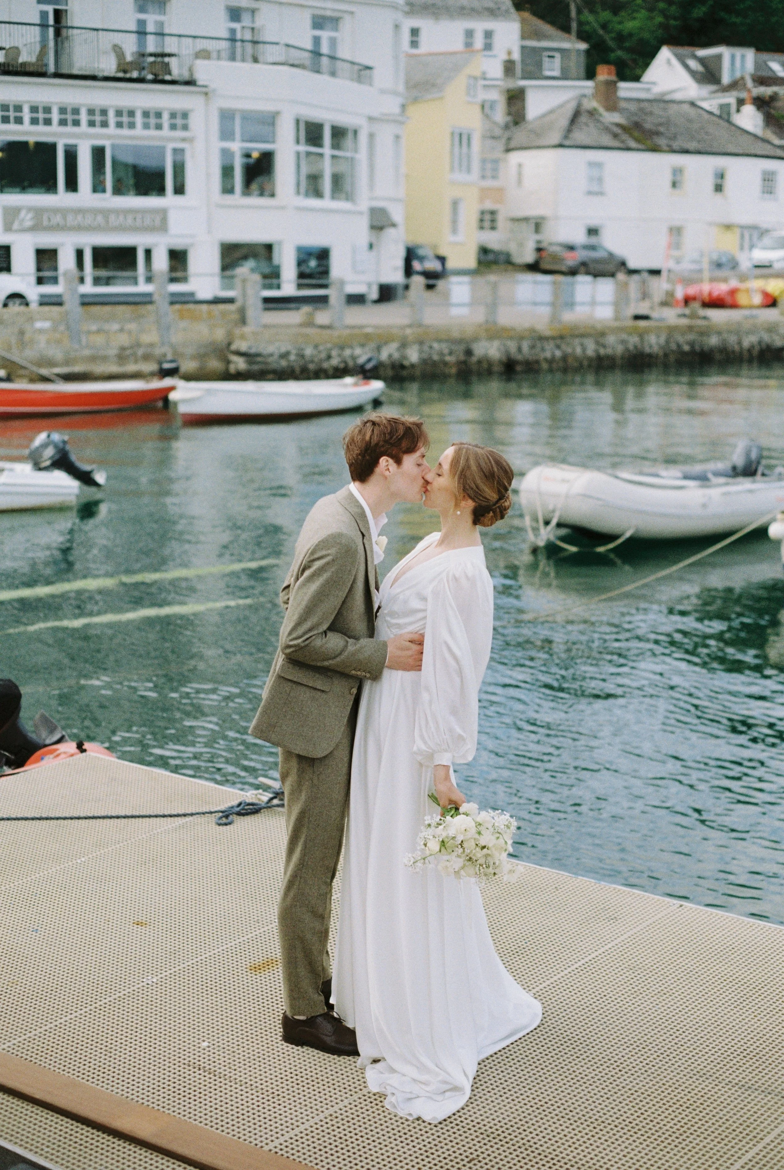 riverside elopements in cornwall on a boat