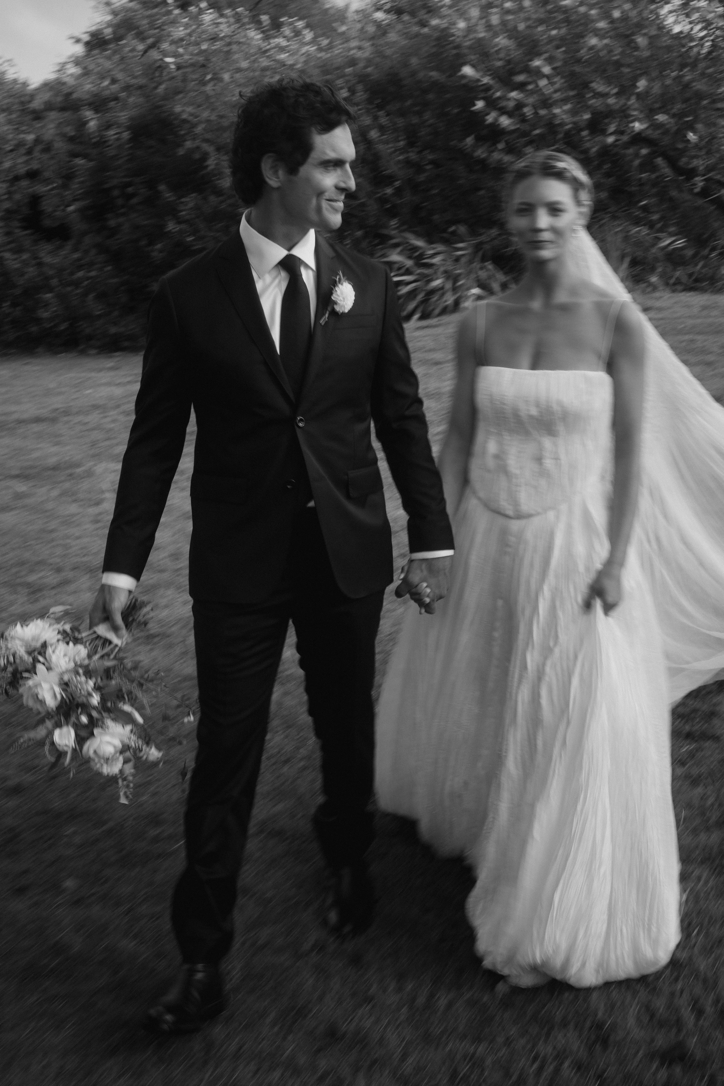 stylish and contemporary summer wedding inspiration in cornwall