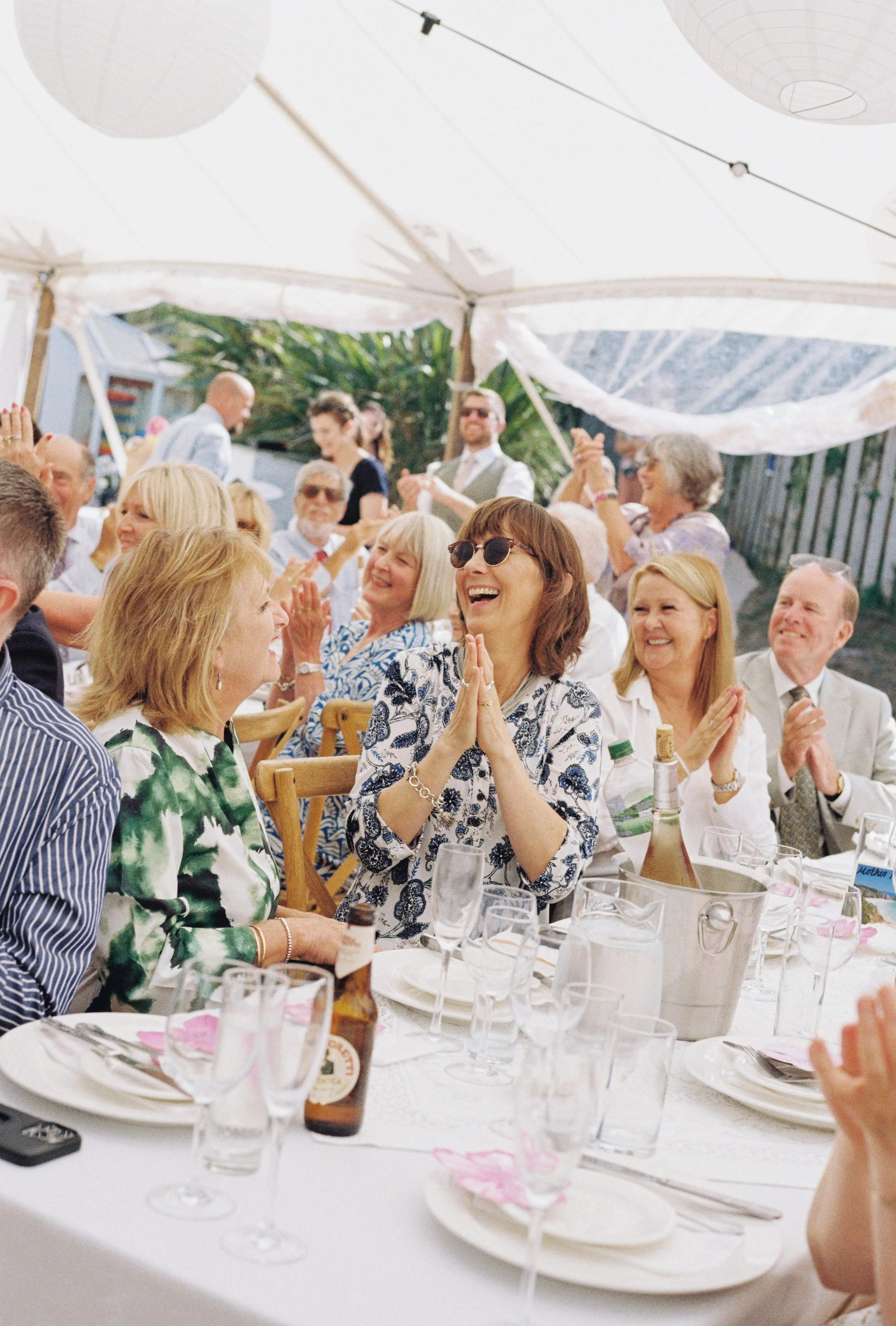 candid documentary wedding photography