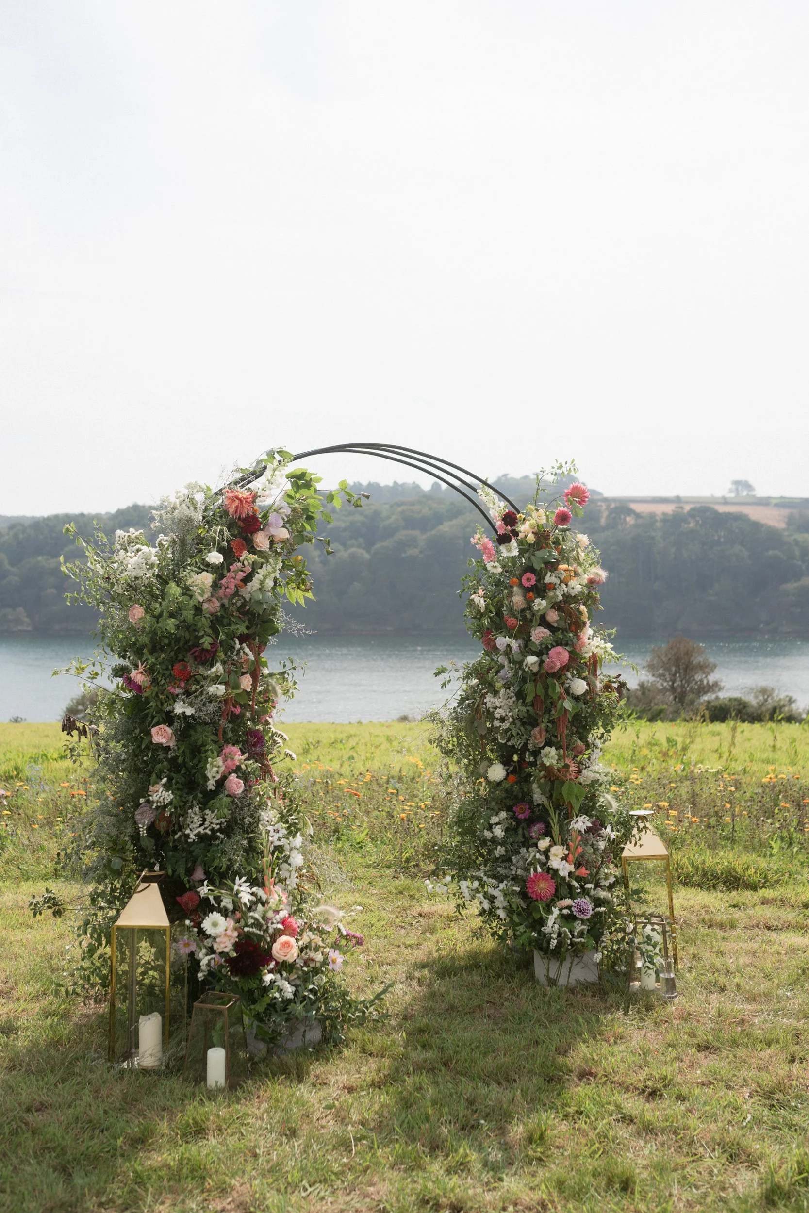 Stylish and luxury wedding photography in cornwall-66.jpg
