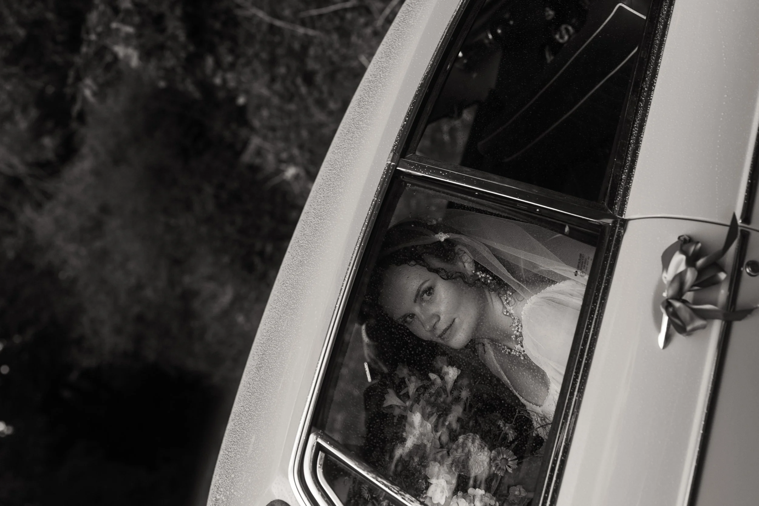 Lyra & Moth Photography - Grace & Ollie Previews-34.jpg