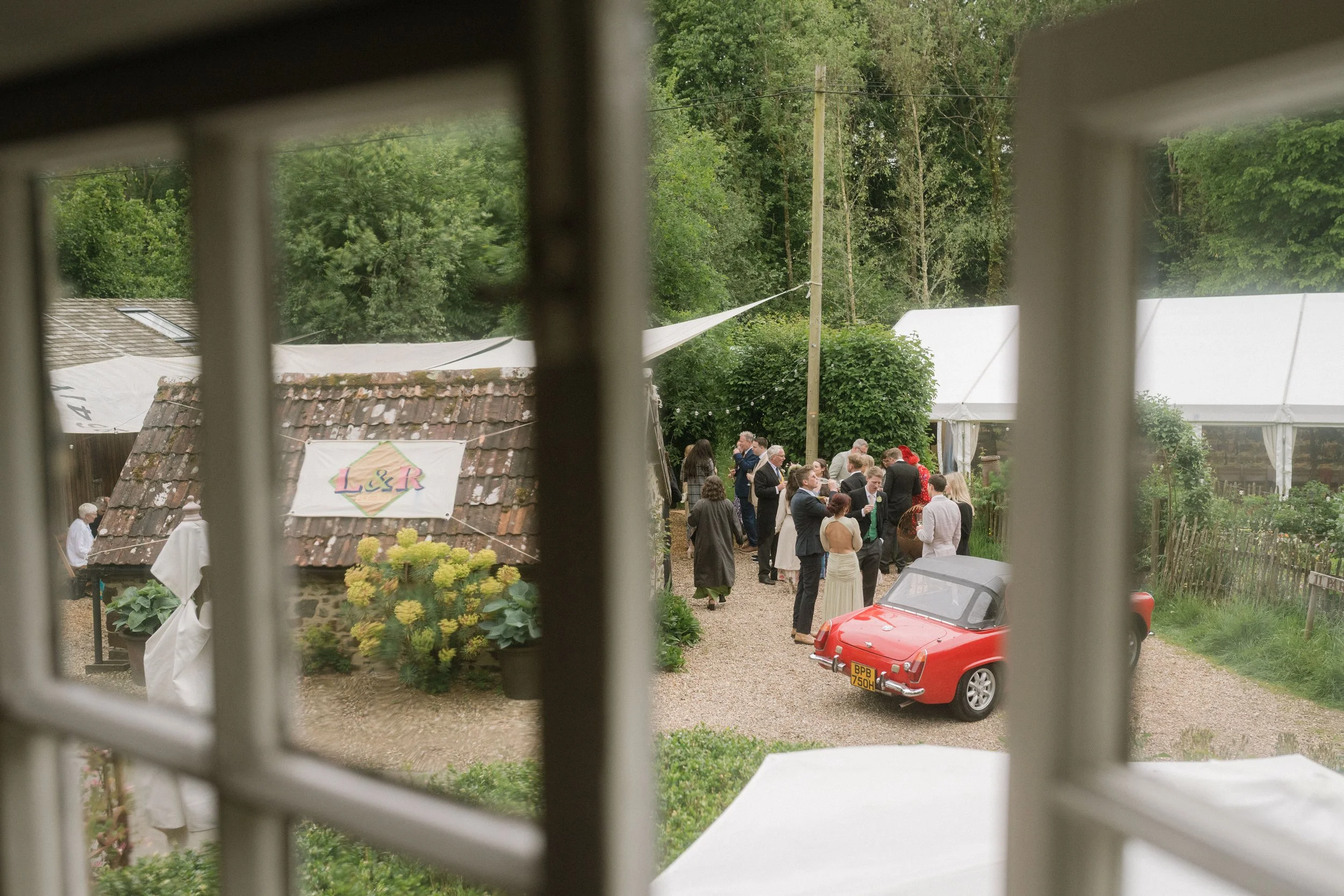 Lucy & Ross - Lyra & Moth Photography-25.jpg