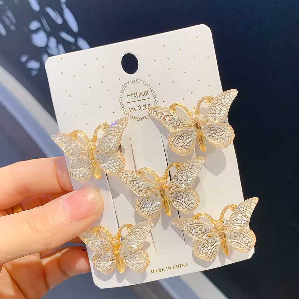 gold butterflys.png