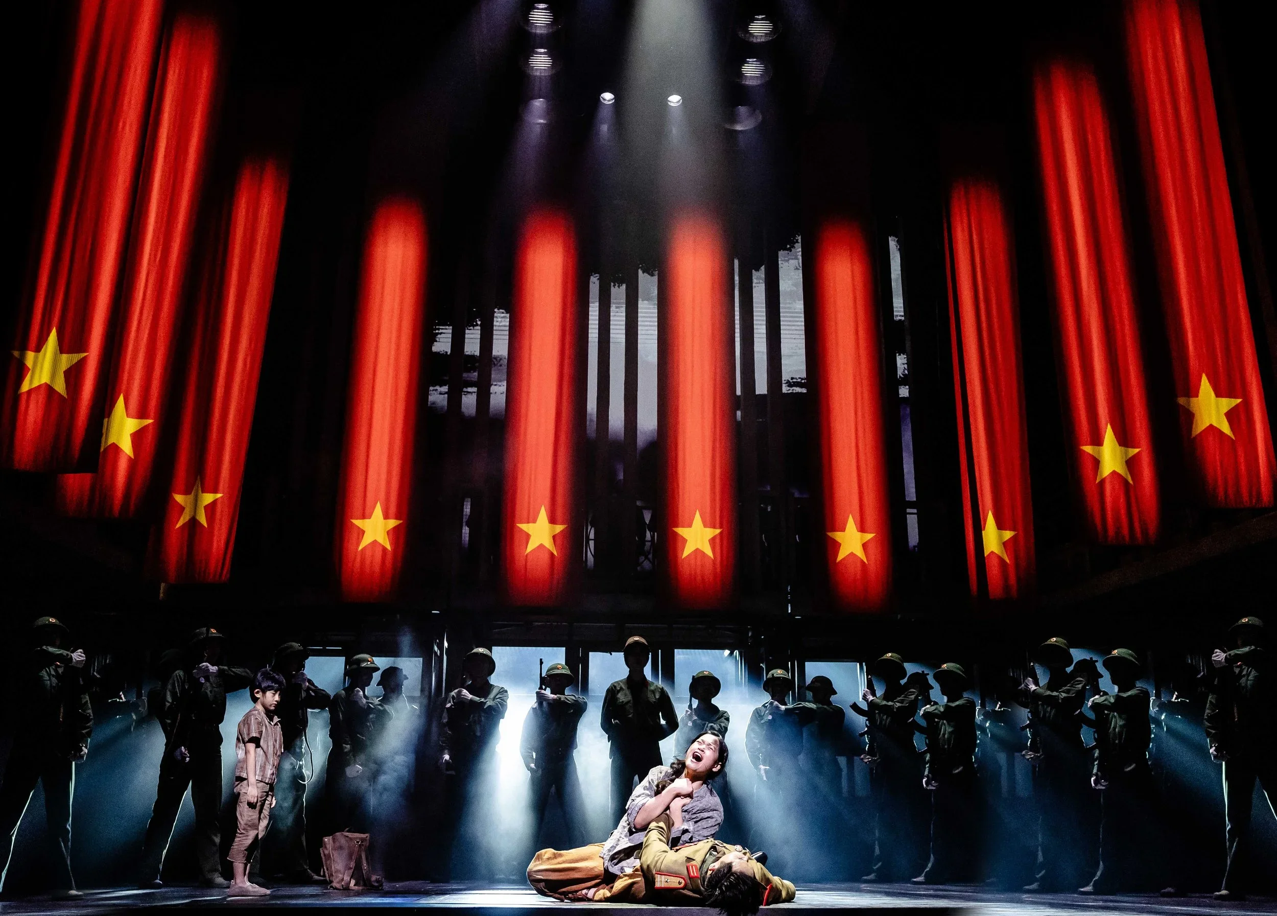 MISS SAIGON