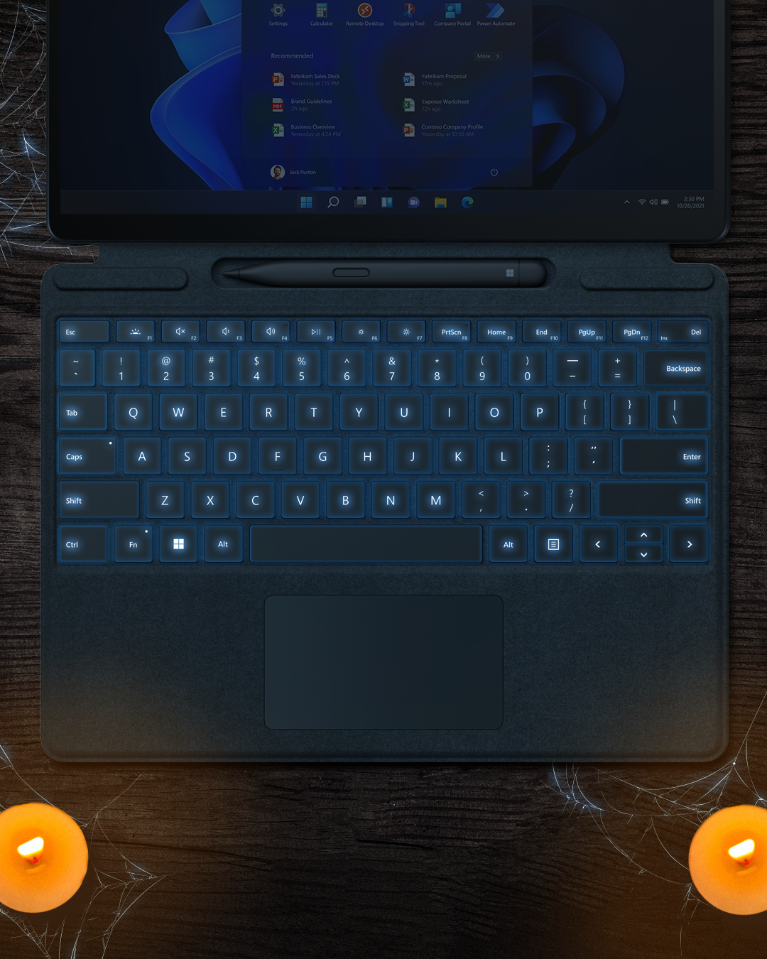 MS_SURF0136---Love-by-the-Keyboard-Light---Simple-Image_2.png