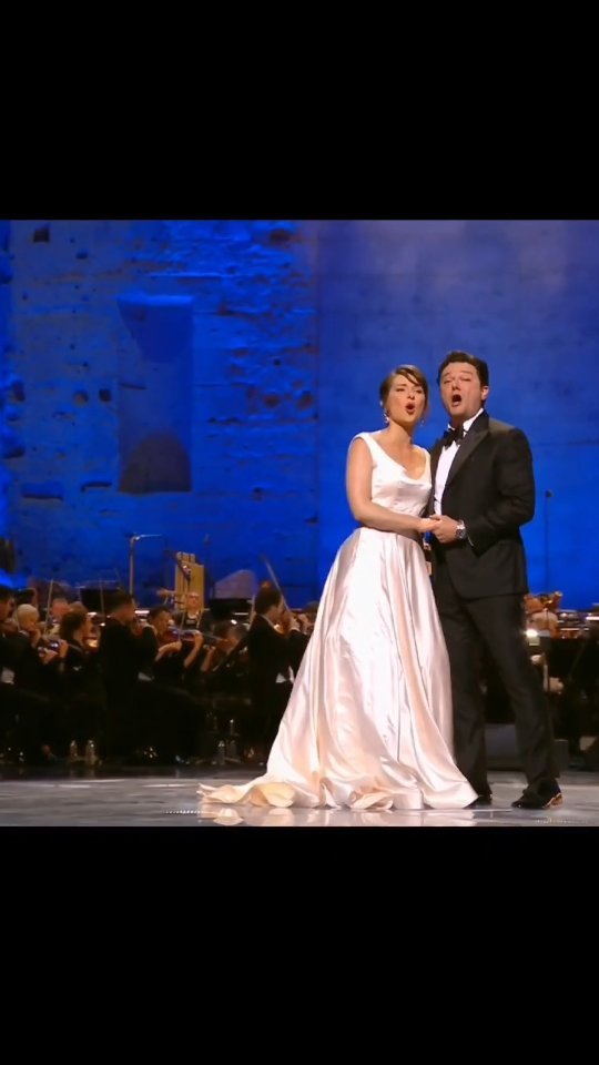 ✨️O soave fanciulla ✨️
What a magical night, feeling full of gratitude for another amazing experience in this unique place!
.
#osoavefanciulla #laBohème #arturochaconcruz #camilleschnoor #operasingersofinstagram #classicalmusic #operafan #cult