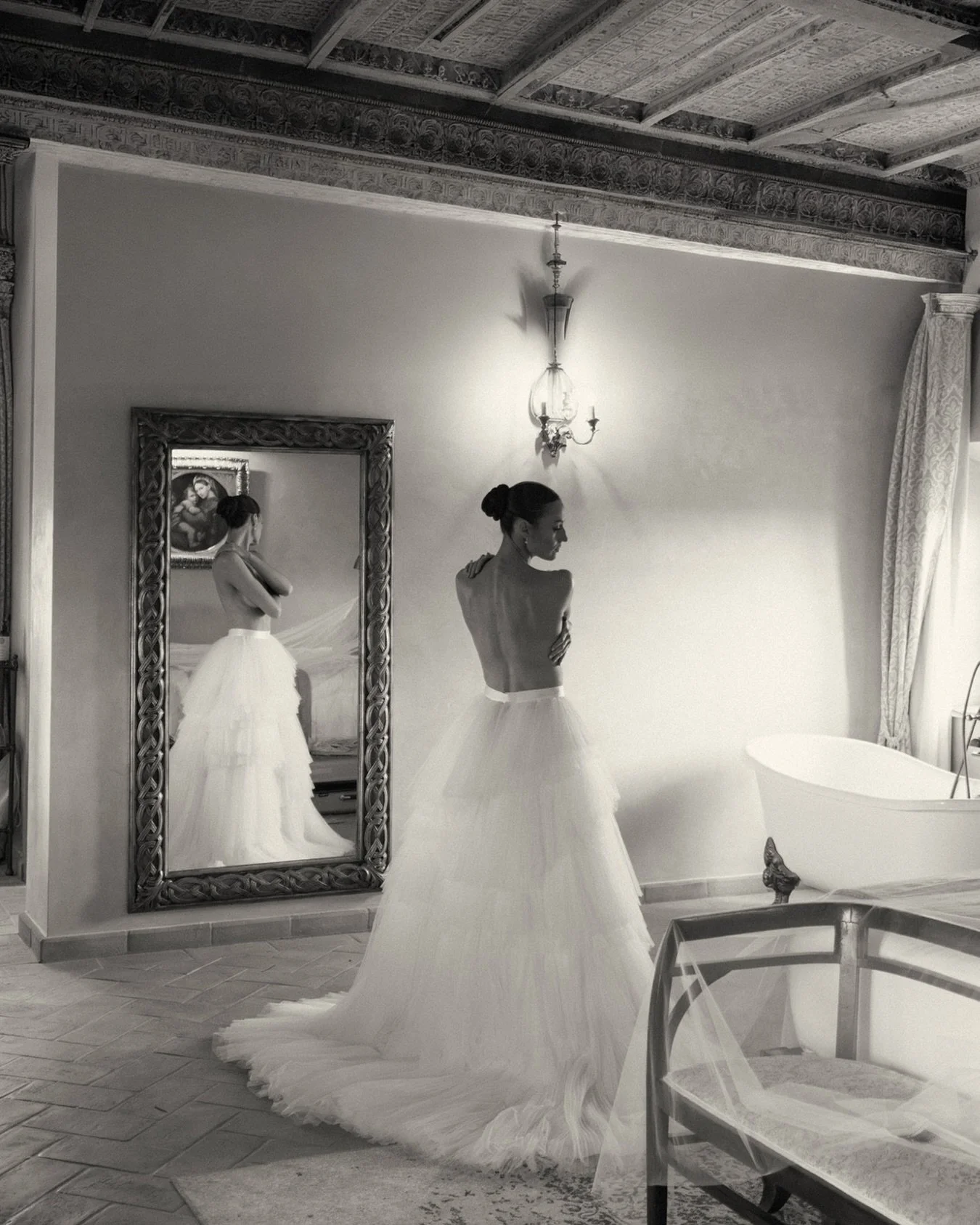 Angel Callie 

Photographer @erikxwinter 
Planning @alessandrabeltramoevents 
Hair &amp; make up @belaya_lyudmila 
Location @villapetriolo