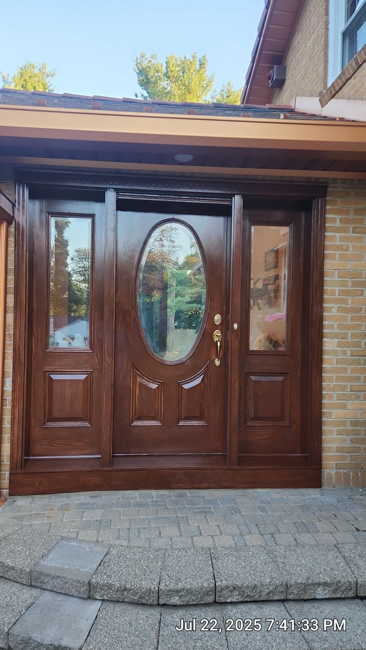 Solid Oak Exterior Door Restoration – Greece, NY
We restored these beautiful, solid oak entry doors to their original elegance and durability. The process included:
✔ Power washing and stripping old coatings with DUMOND Smart Strip Pro
✔ Precision sa
